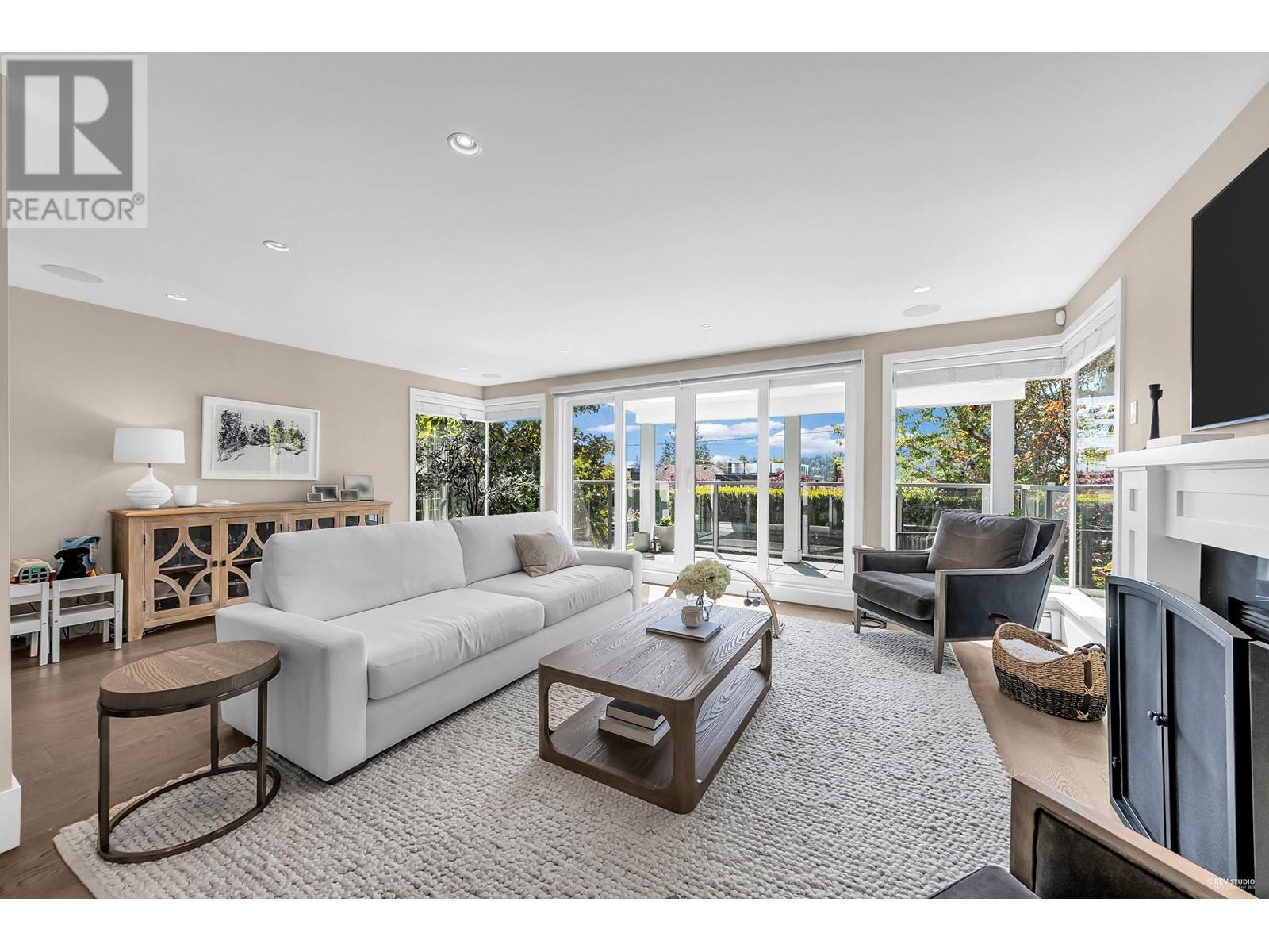 Property at 1251 CLYDE AVENUE image 3