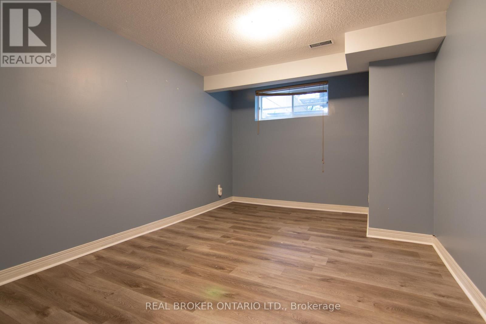 57 Locheland Crescent, Ottawa, Ontario  K2G 6H2 - Photo 23 - X12131318