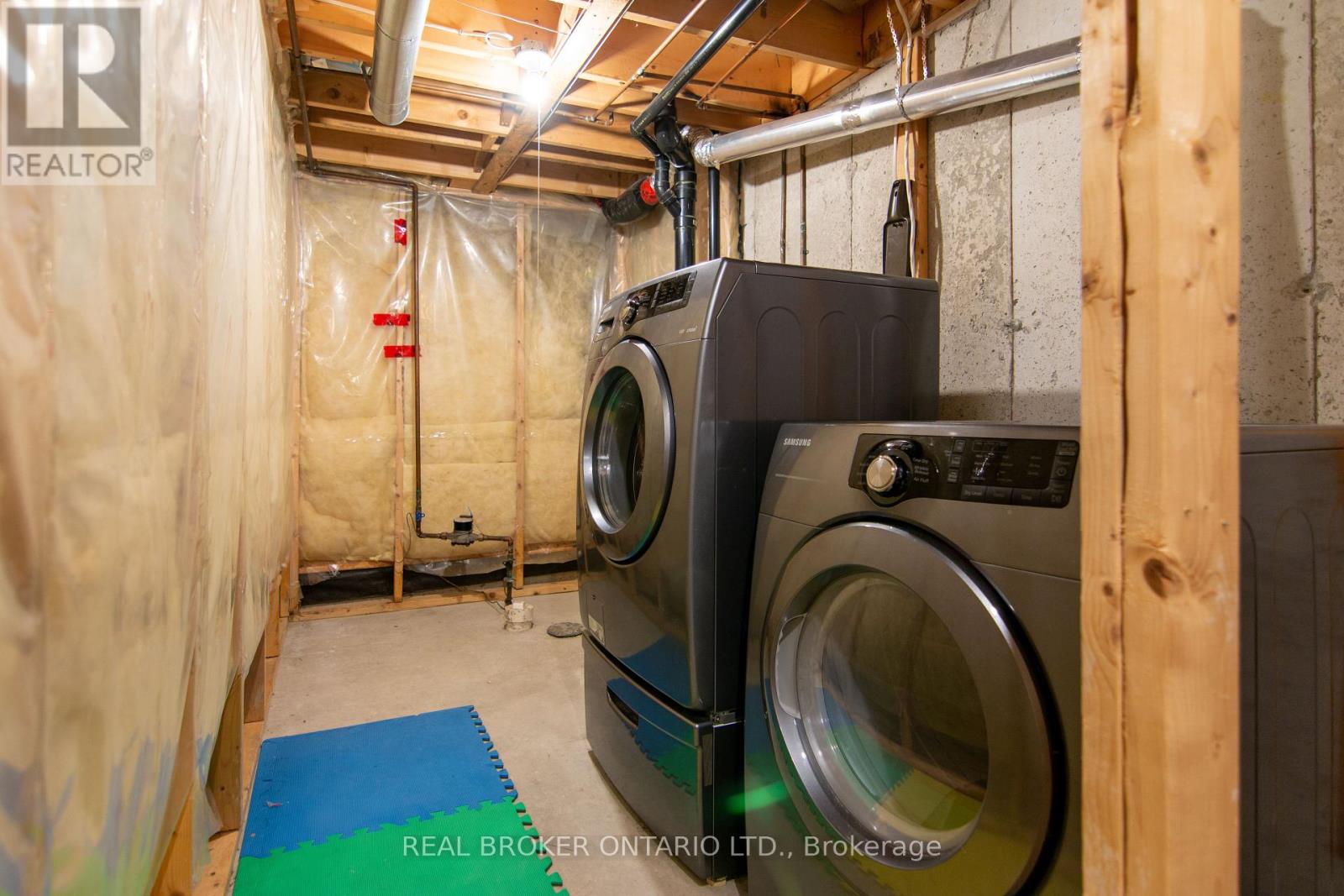 57 Locheland Crescent, Ottawa, Ontario  K2G 6H2 - Photo 25 - X12131318