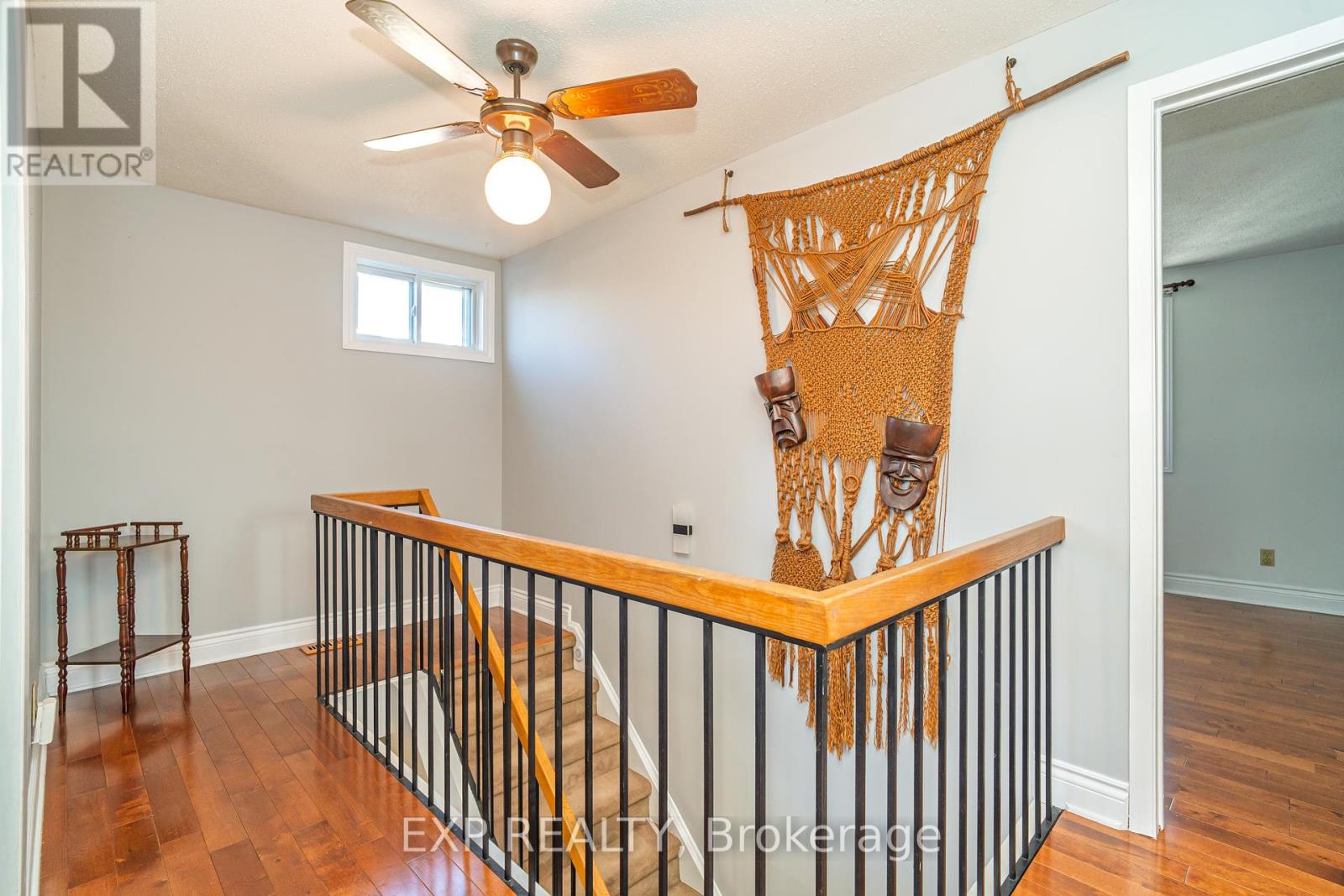 184 Des Pins Place, Ottawa, Ontario  K1E 2T5 - Photo 15 - X12131319