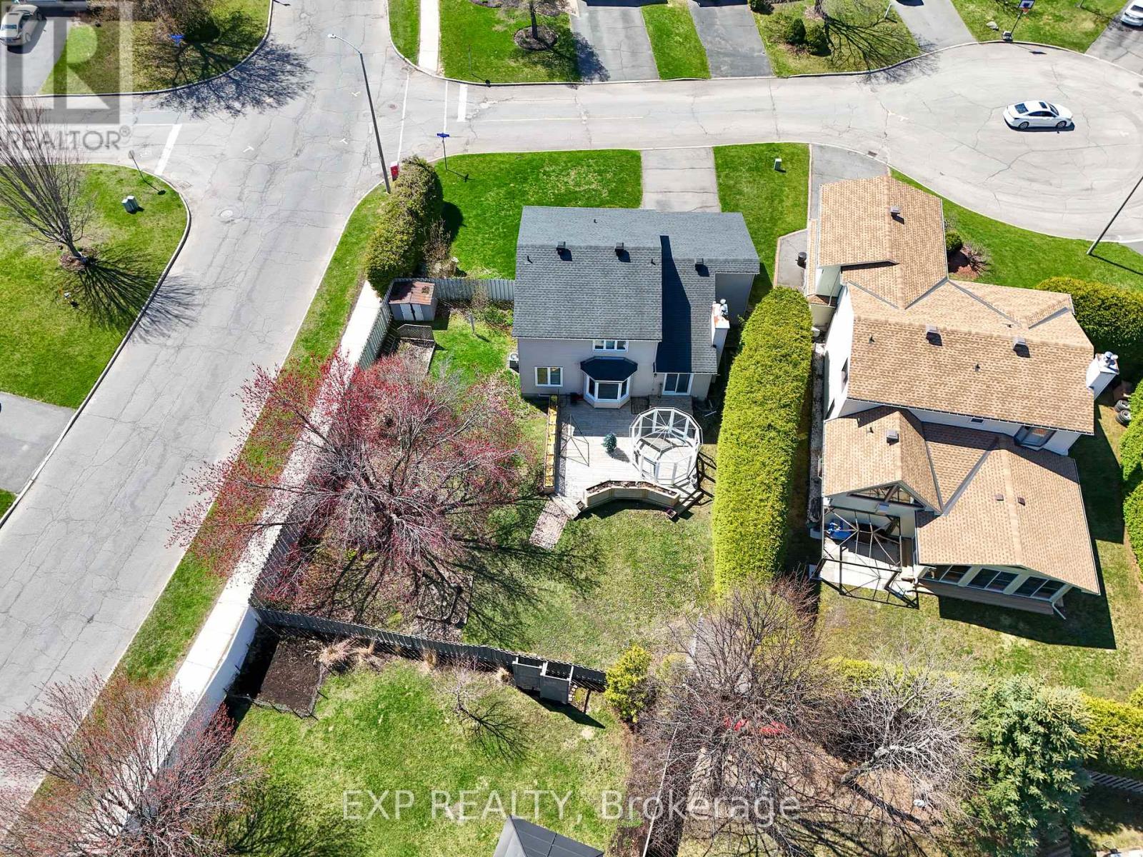 184 Des Pins Place, Ottawa, Ontario  K1E 2T5 - Photo 34 - X12131319