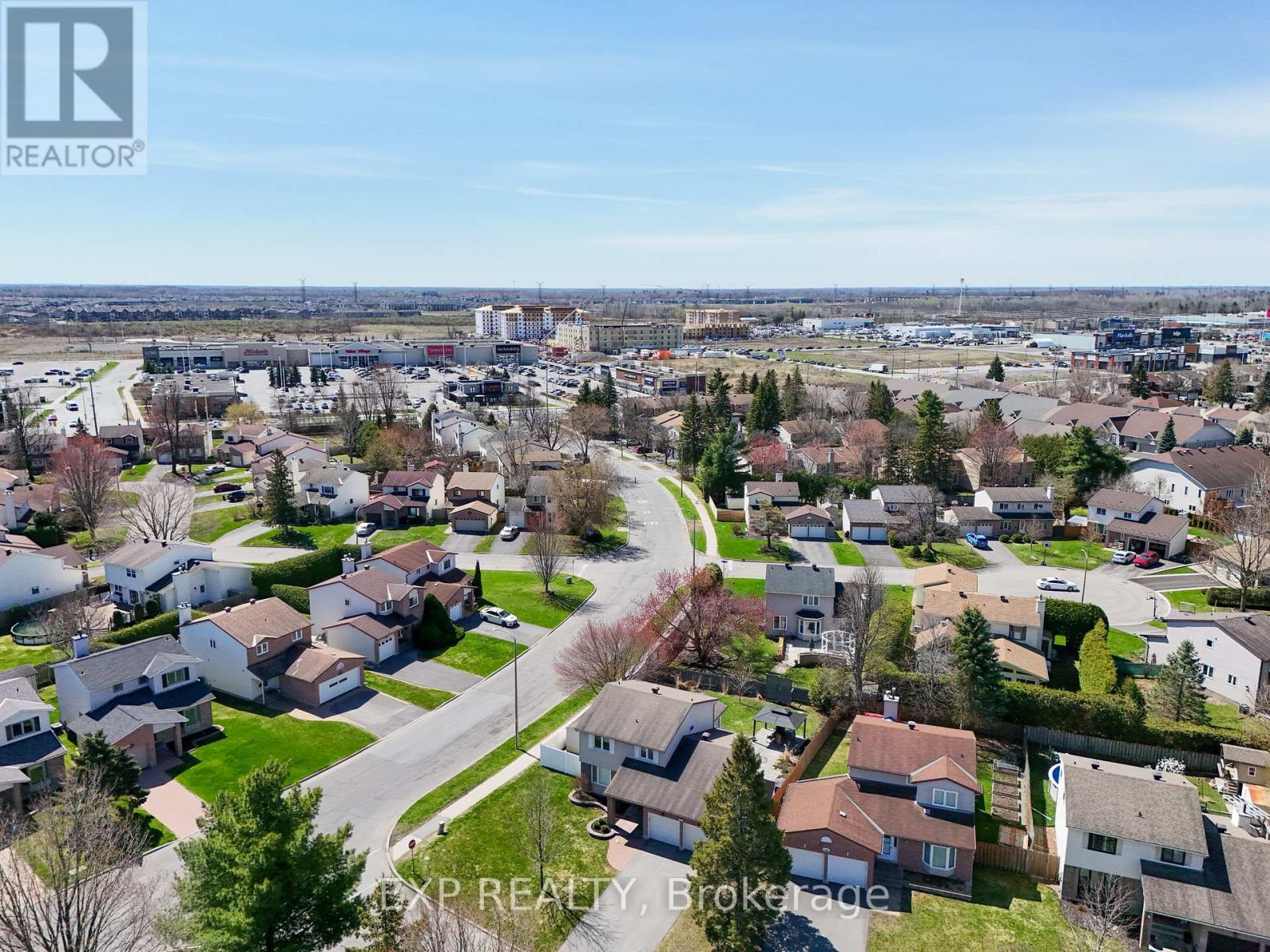 184 Des Pins Place, Ottawa, Ontario  K1E 2T5 - Photo 38 - X12131319