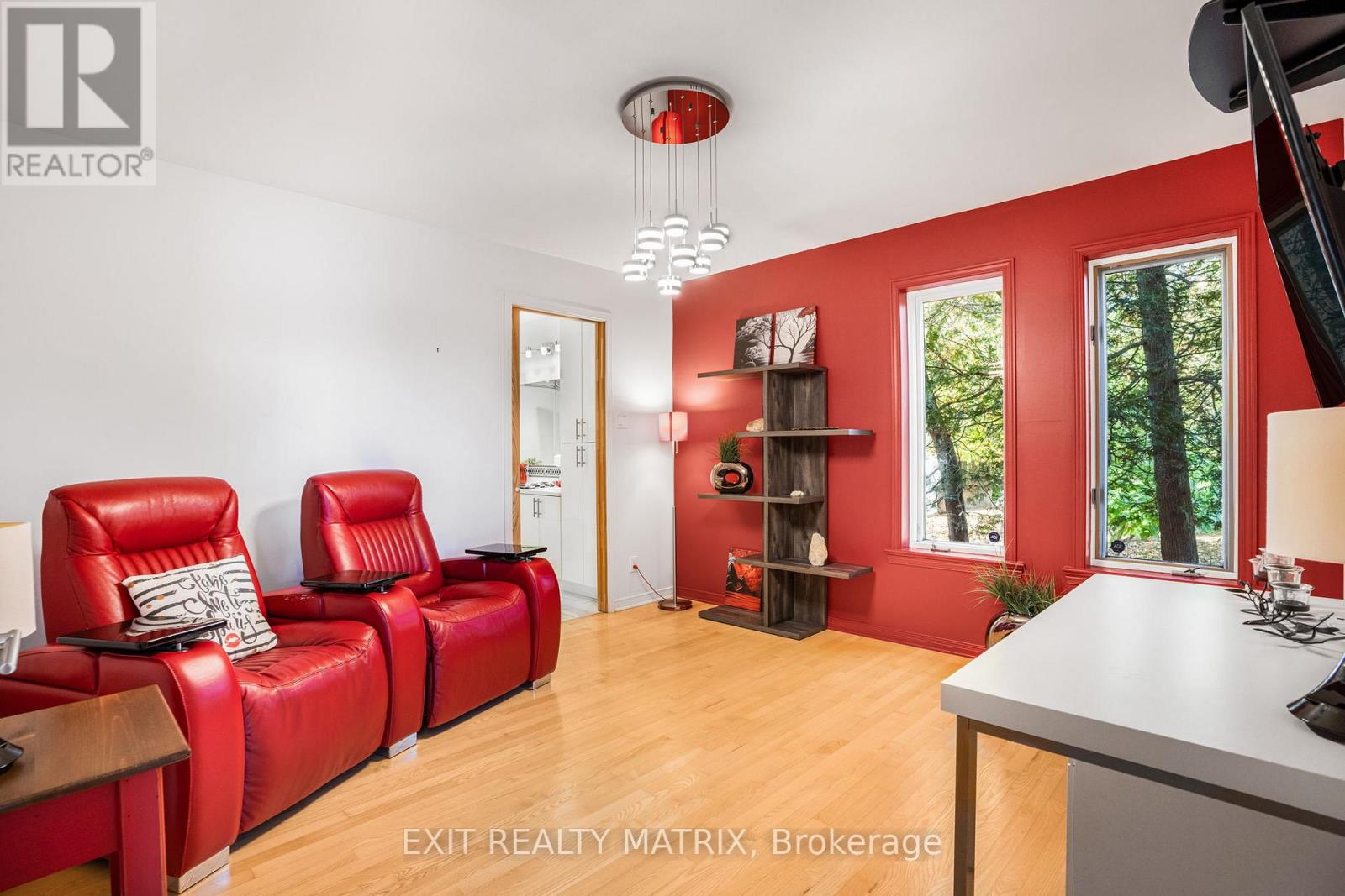 362 Menard Street, Hawkesbury, Ontario  K6A 3B8 - Photo 17 - X12131359