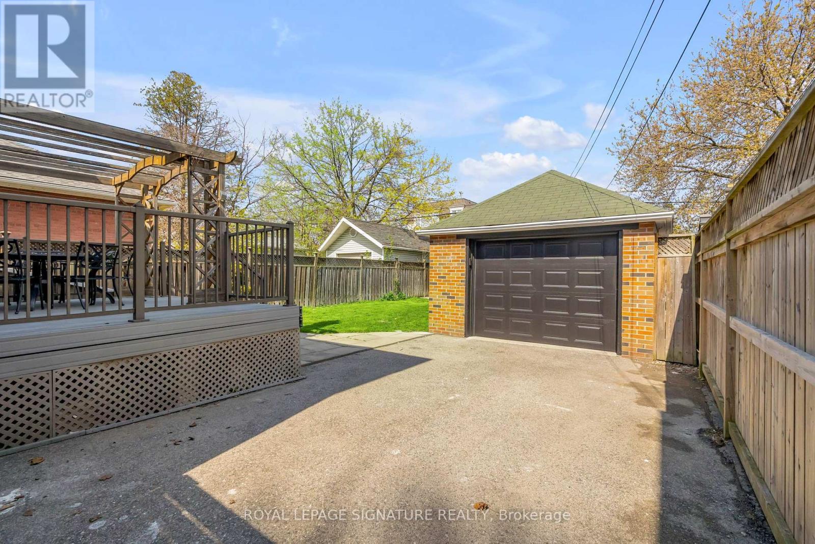 33 Nineteenth Street, Toronto (New Toronto), Ontario  M8V 3L4 - Photo 27 - W12131097