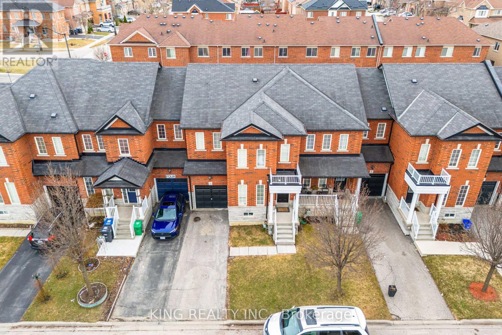6 NUTWOOD WAY, Brampton, Ontario