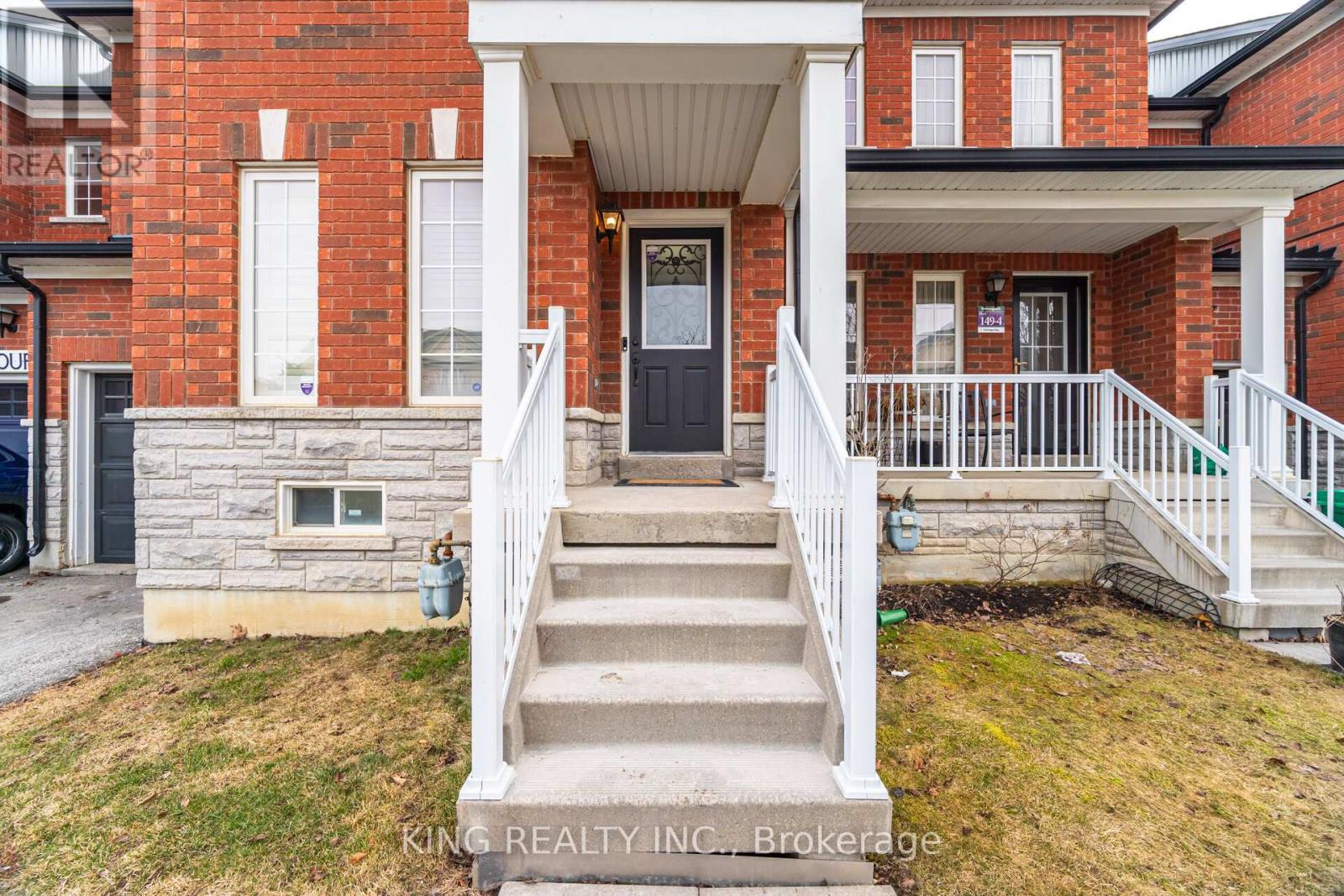 6 Nutwood Way, Brampton, Ontario  L6R 0X7 - Photo 3 - W12131105