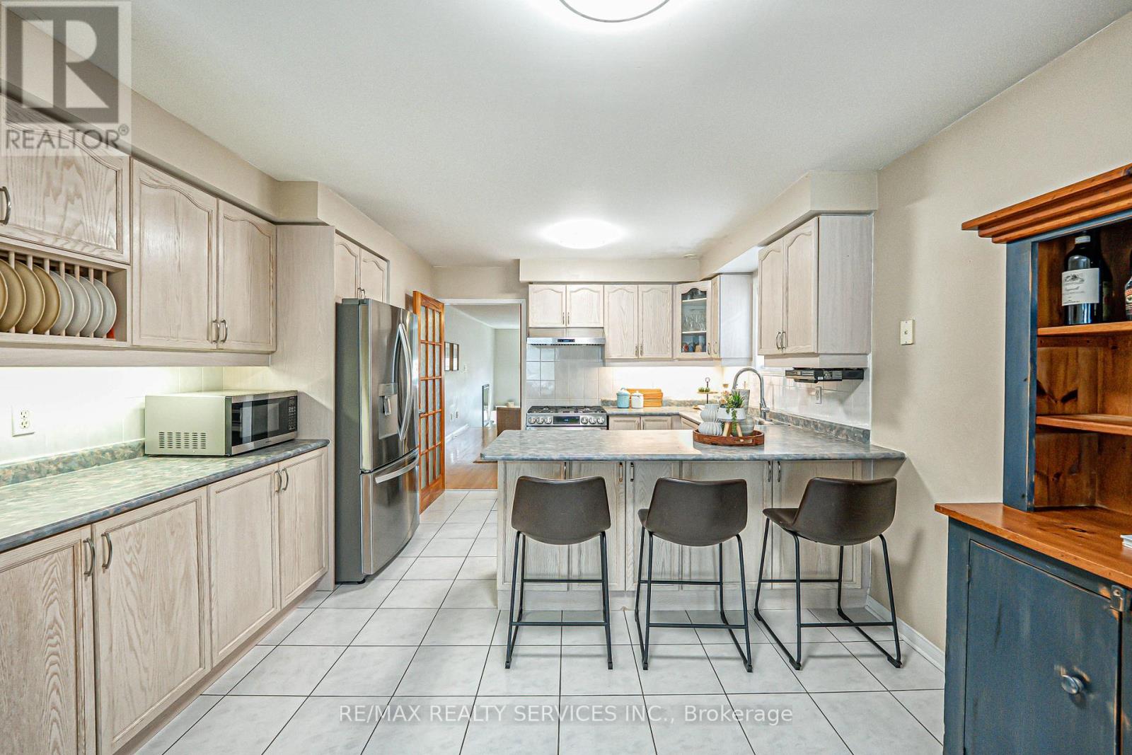 196 Van Scott Drive, Brampton, Ontario  L7A 1V8 - Photo 14 - W12131112