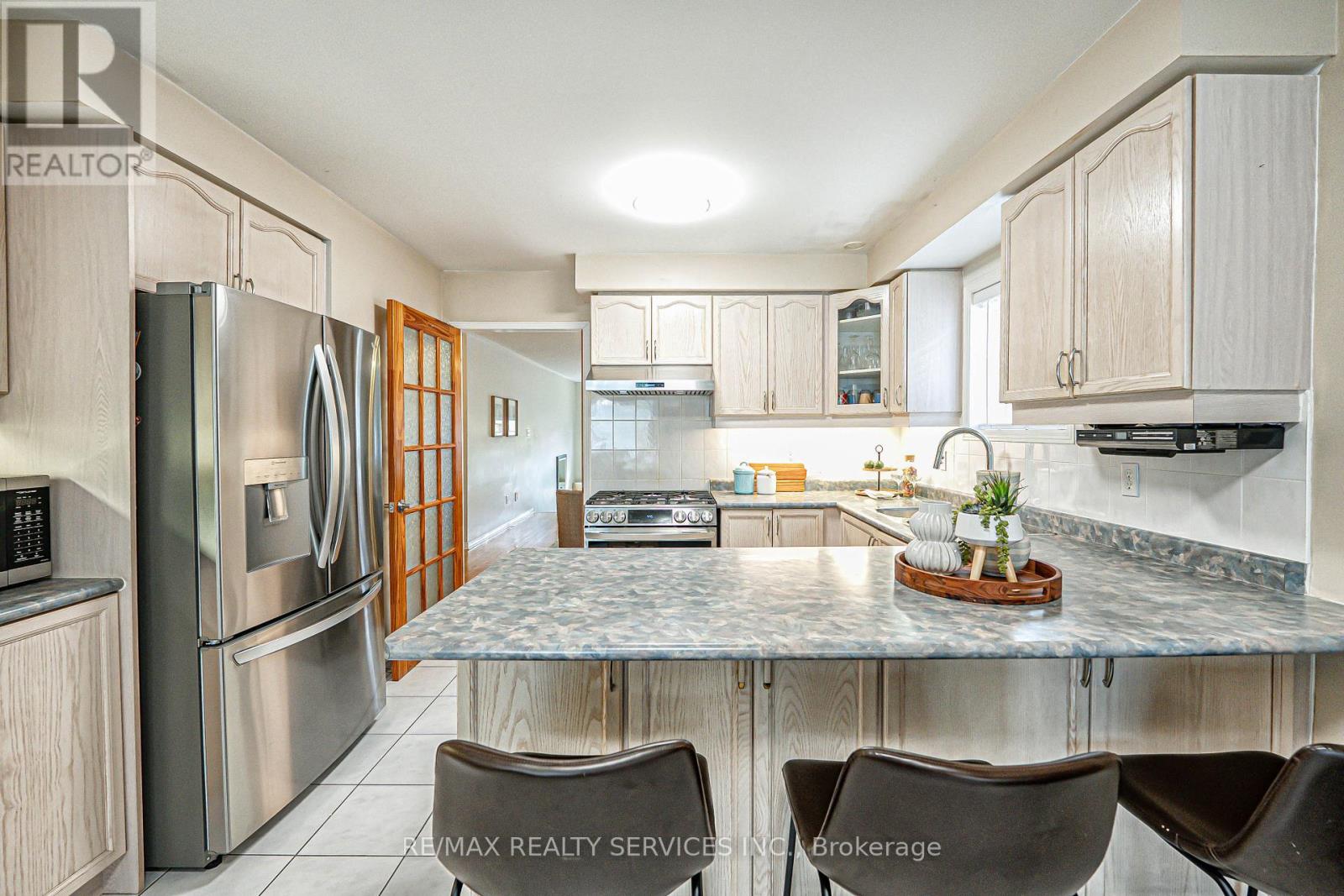196 Van Scott Drive, Brampton, Ontario  L7A 1V8 - Photo 16 - W12131112