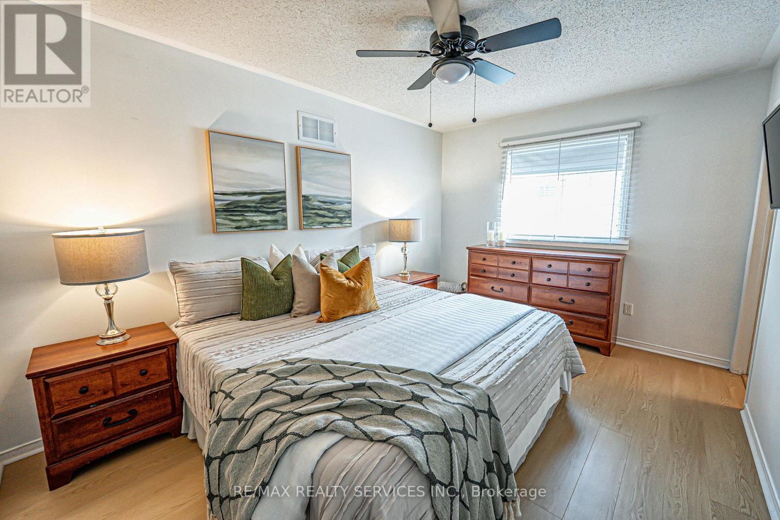 196 Van Scott Drive, Brampton, Ontario  L7A 1V8 - Photo 19 - W12131112