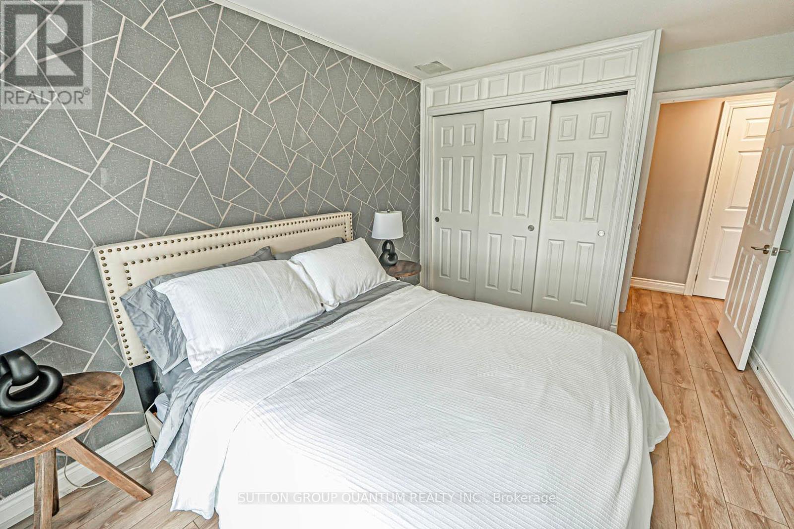 1607 - 3559 Eglinton Avenue W, Toronto, Ontario  M6M 5C6 - Photo 23 - W12131175