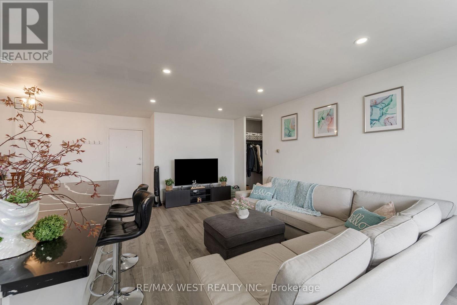 1001 - 1615 Bloor Street, Mississauga, Ontario  L4X 1S2 - Photo 16 - W12131223