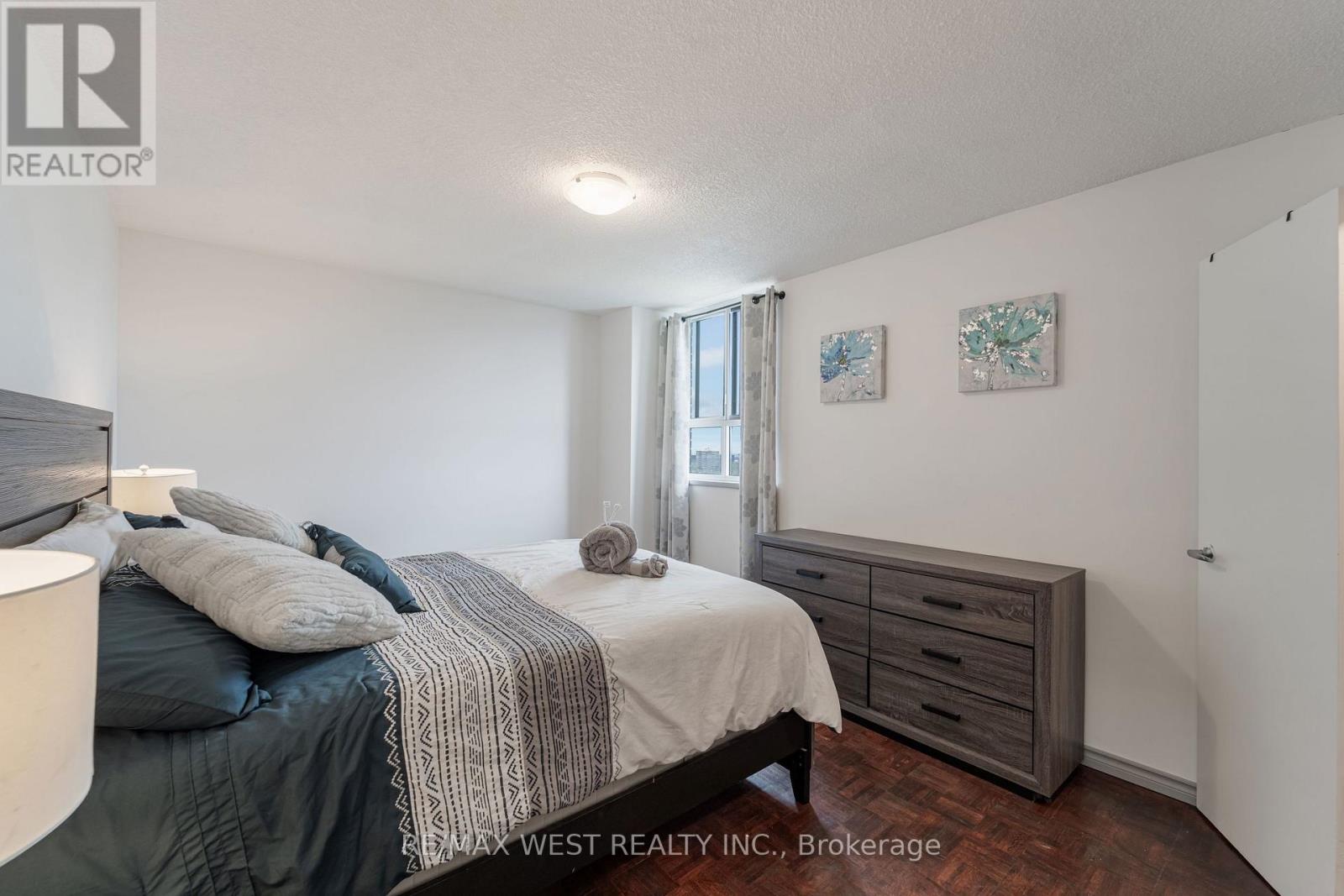 1001 - 1615 Bloor Street, Mississauga, Ontario  L4X 1S2 - Photo 30 - W12131223