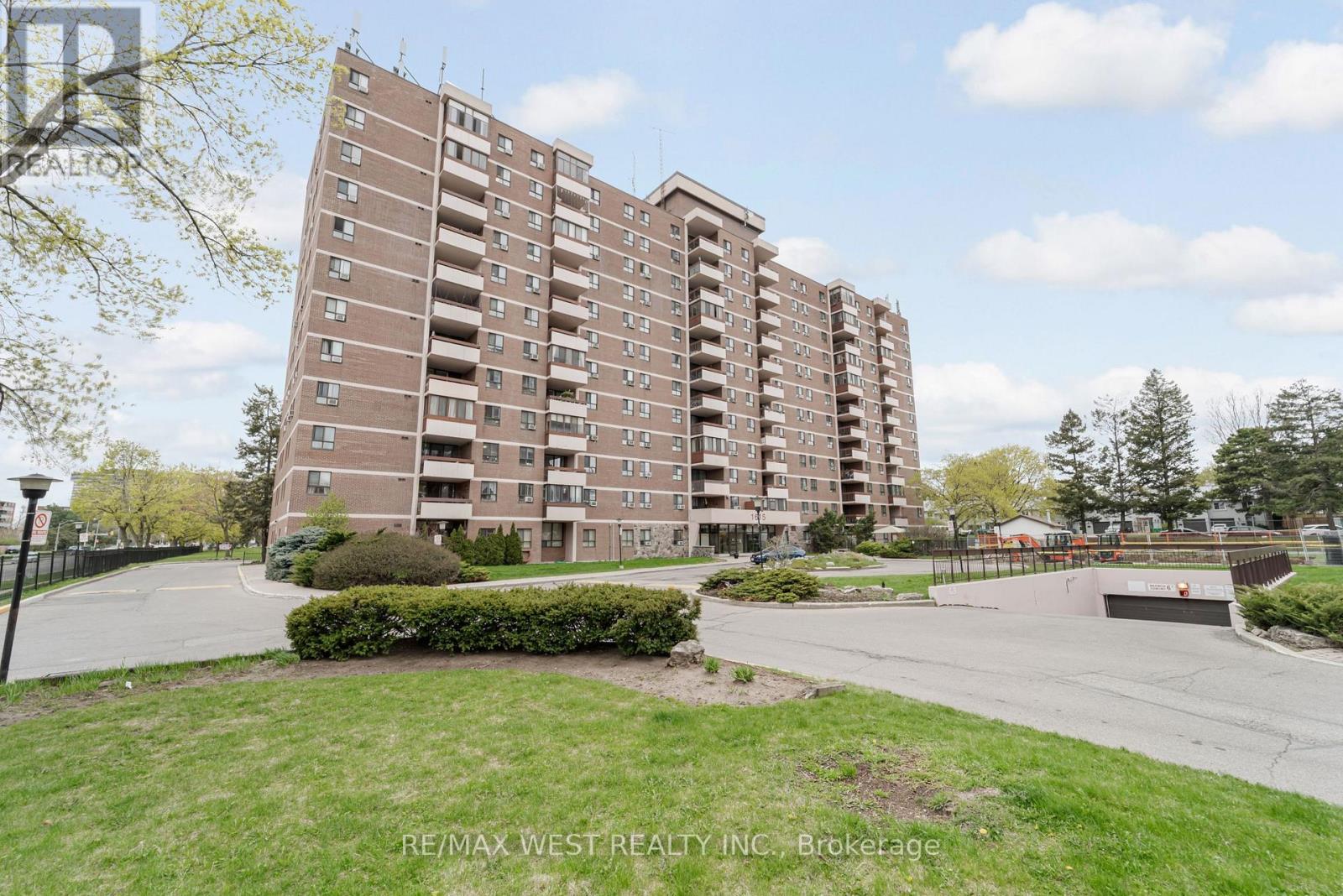 1001 - 1615 Bloor Street, Mississauga, Ontario  L4X 1S2 - Photo 40 - W12131223