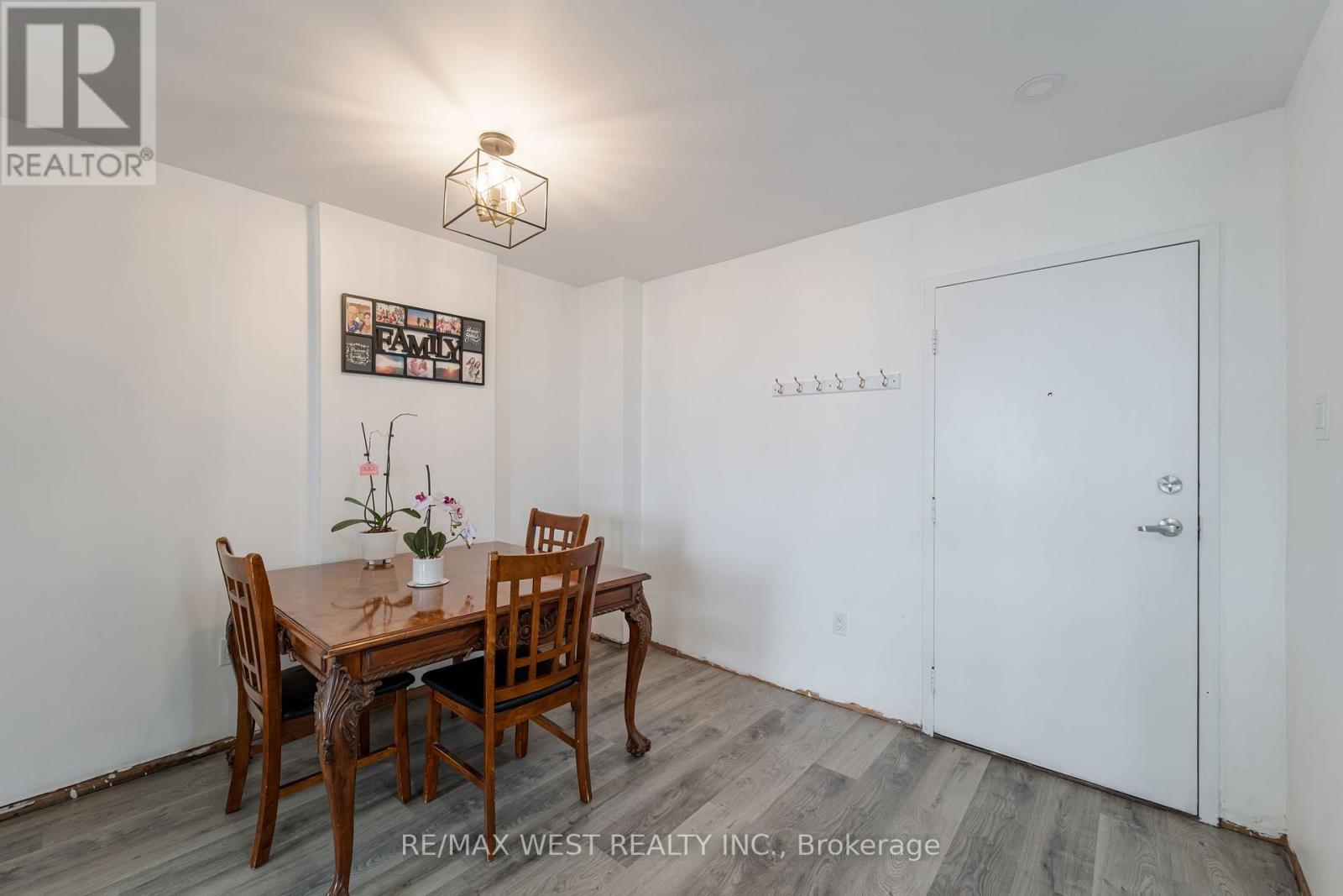 Property at 1001 - 1615 BLOOR STREET image 5