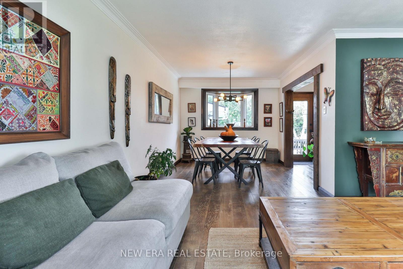 630 Blue Forest Hill, Burlington, Ontario  L7L 4H3 - Photo 11 - W12131271