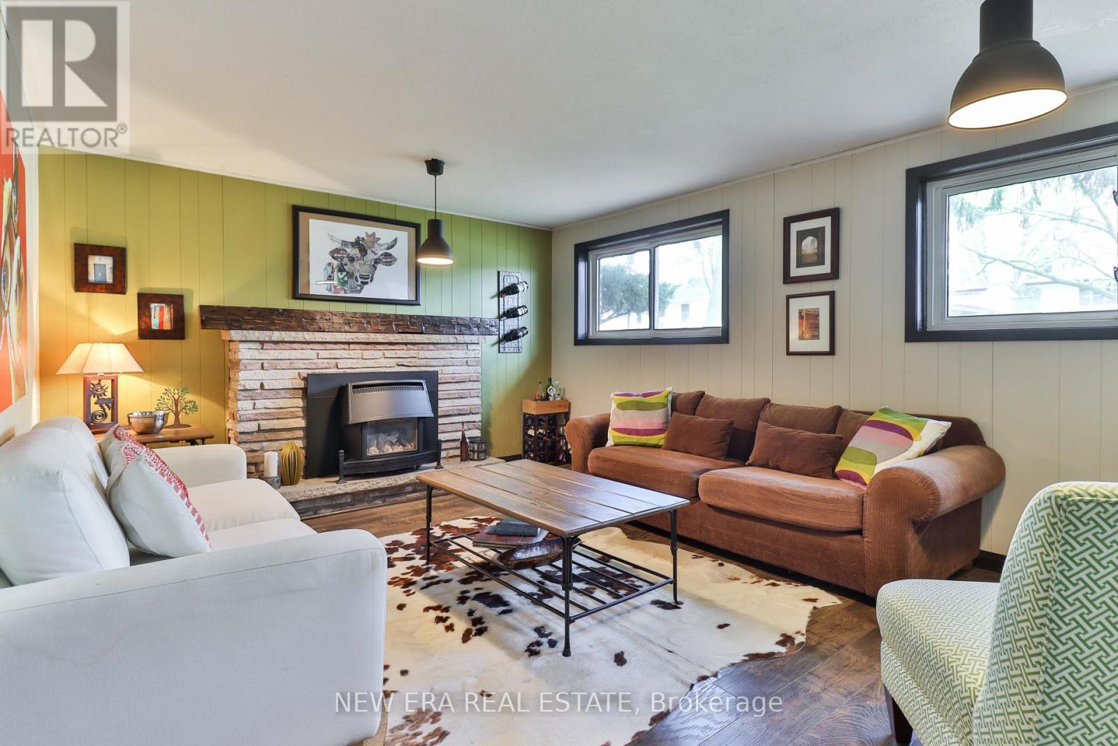630 Blue Forest Hill, Burlington, Ontario  L7L 4H3 - Photo 26 - W12131271