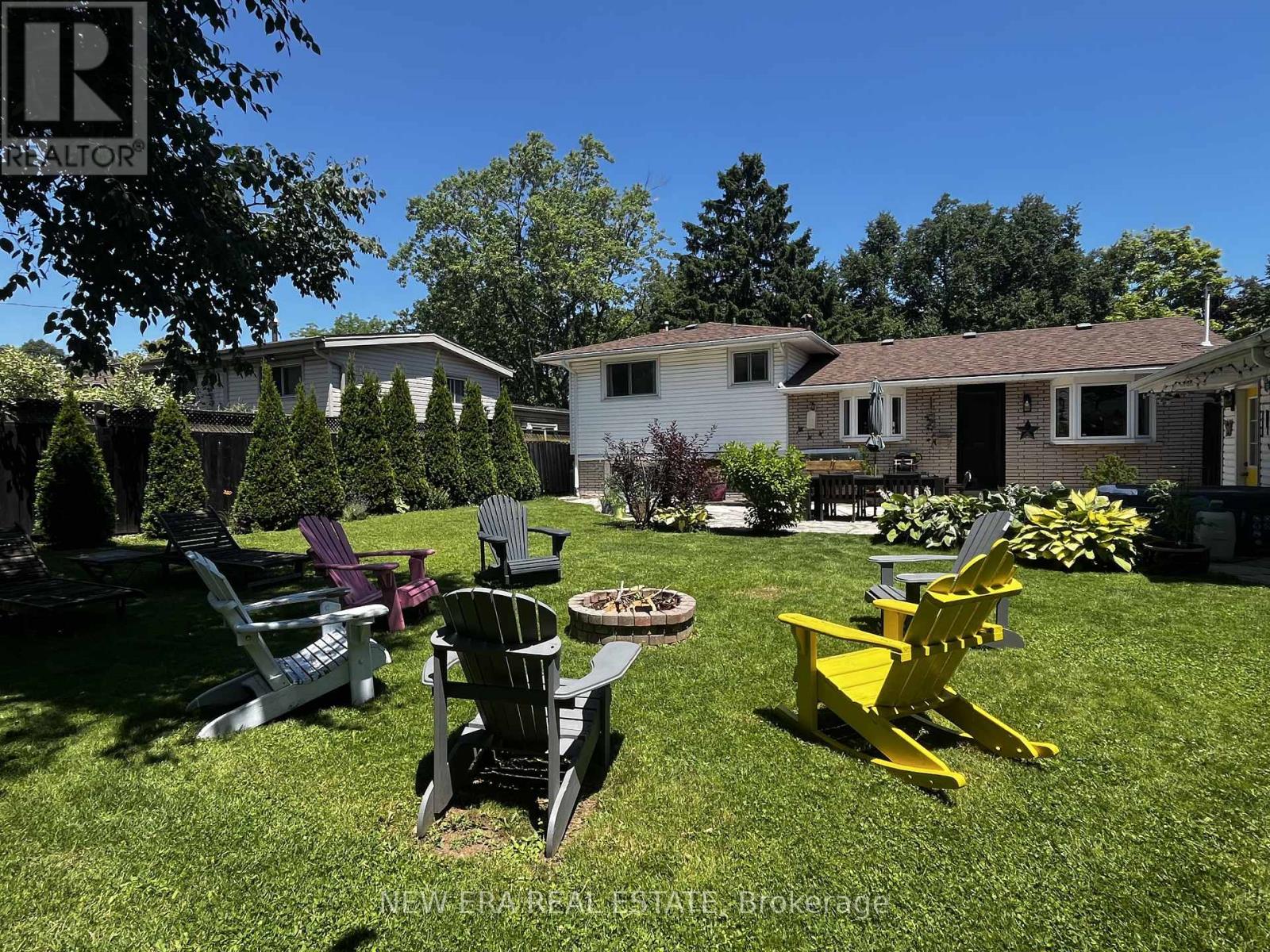 630 Blue Forest Hill, Burlington, Ontario  L7L 4H3 - Photo 46 - W12131271