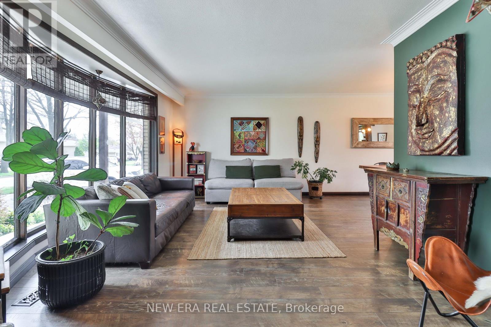 630 Blue Forest Hill, Burlington, Ontario  L7L 4H3 - Photo 6 - W12131271