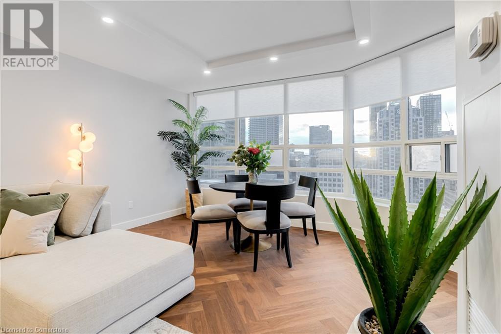 71 Simcoe Street Unit# 2201, Toronto, Ontario  M5J 2S9 - Photo 19 - 40725960