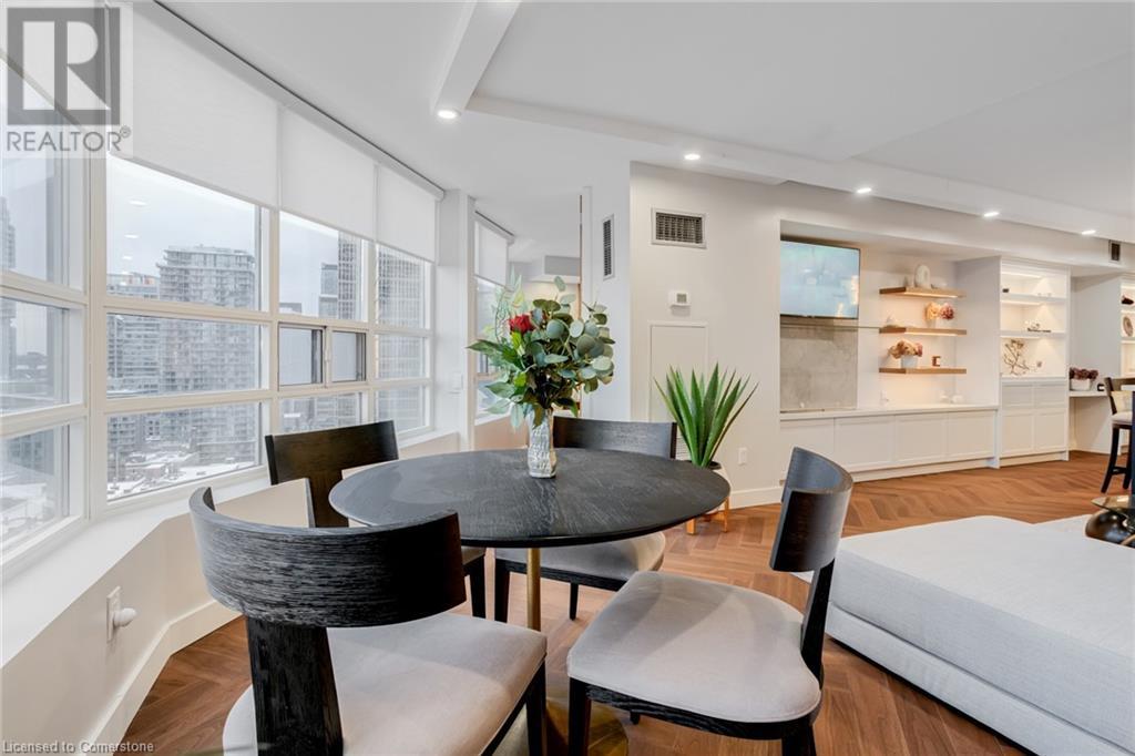 71 Simcoe Street Unit# 2201, Toronto, Ontario  M5J 2S9 - Photo 21 - 40725960