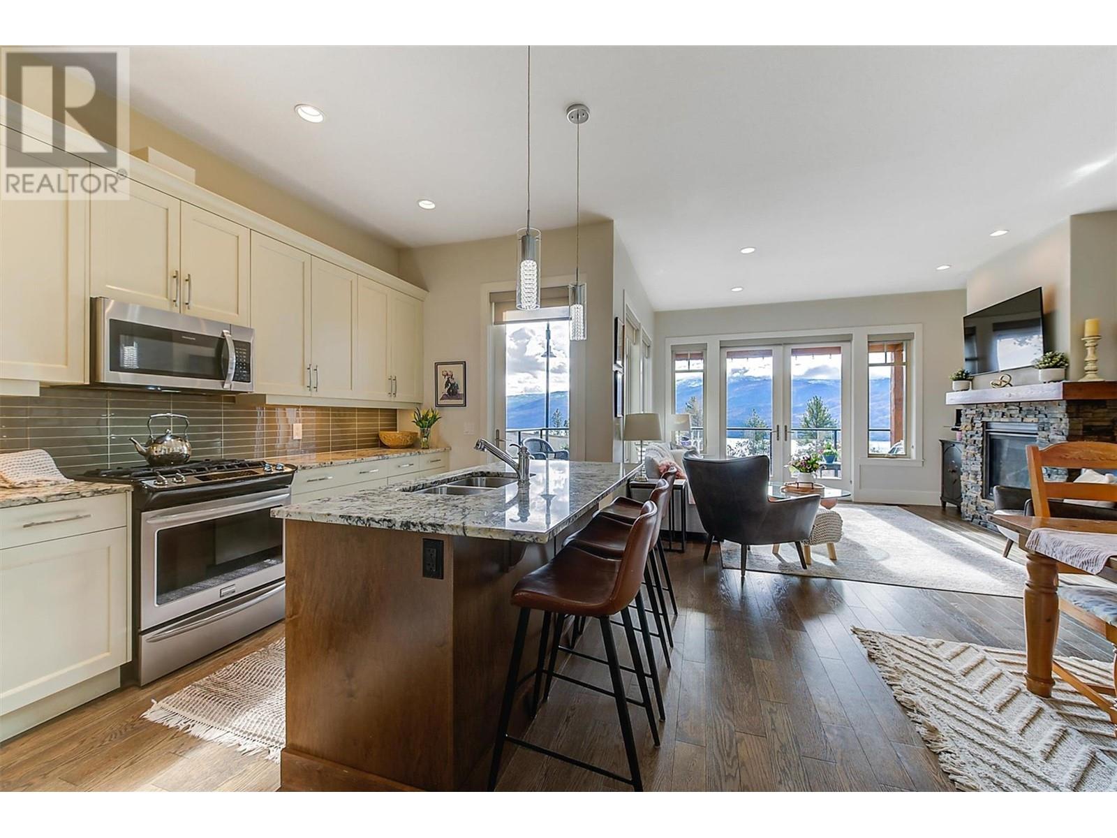 4000 Trails Place Unit# 101, Peachland, British Columbia  V0H 1X5 - Photo 11 - 10346470