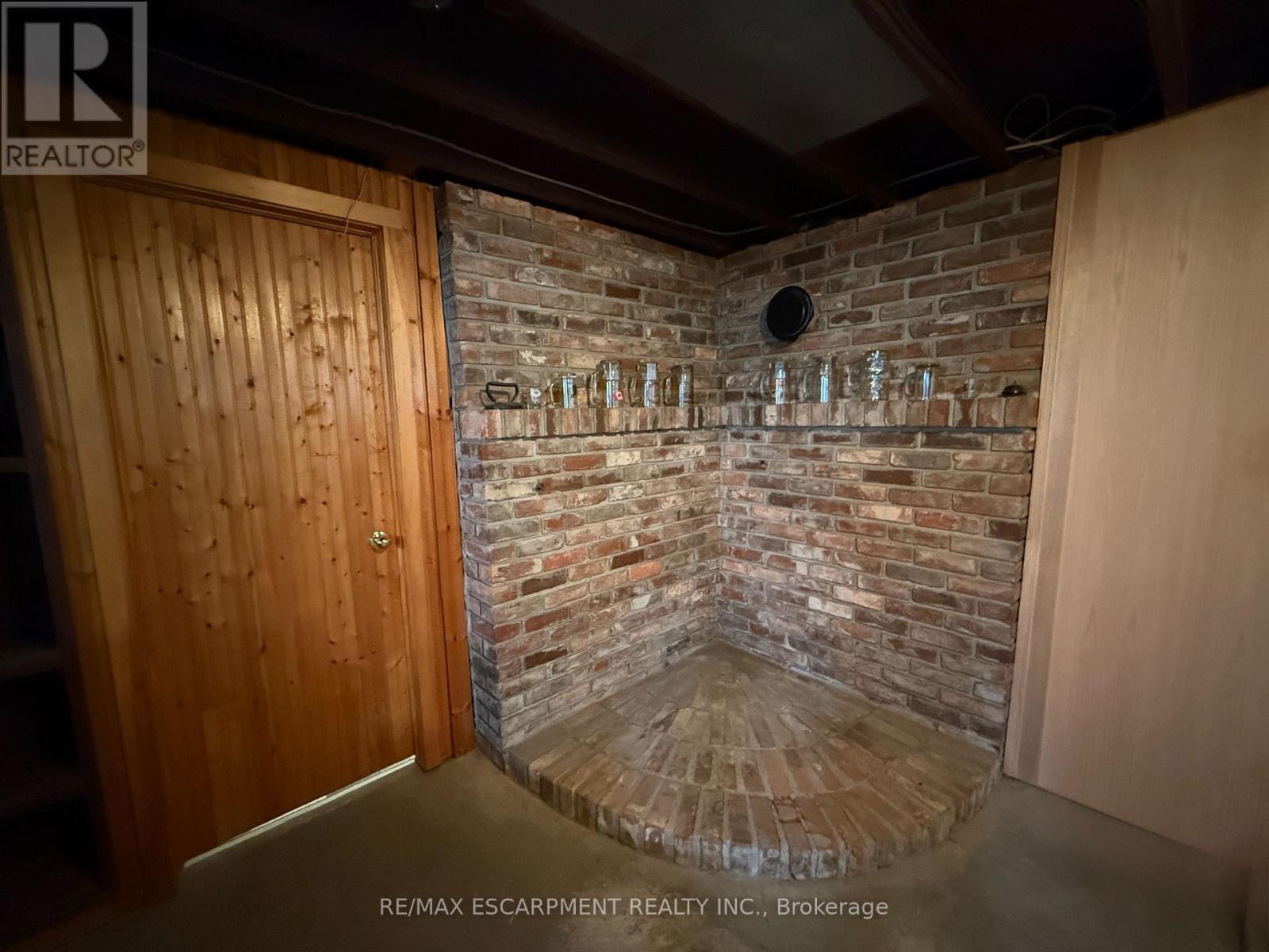 713 Tate Avenue, Hamilton, Ontario  L8H 6L8 - Photo 18 - X12131017