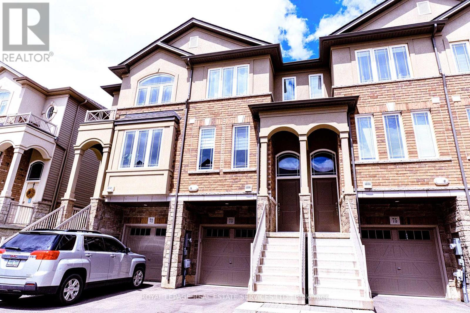 73 Aquarius Crescent, Hamilton (Stoney Creek), Ontario  L0R 1P0 - Photo 4 - X12131031