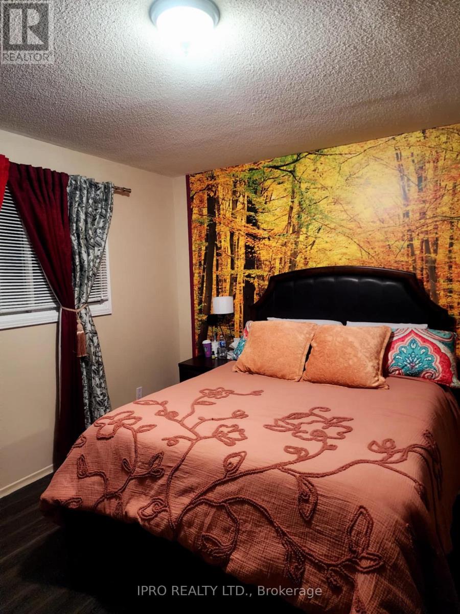 215 Boullee Street, London East, Ontario  N5Y 1T9 - Photo 8 - X12131087