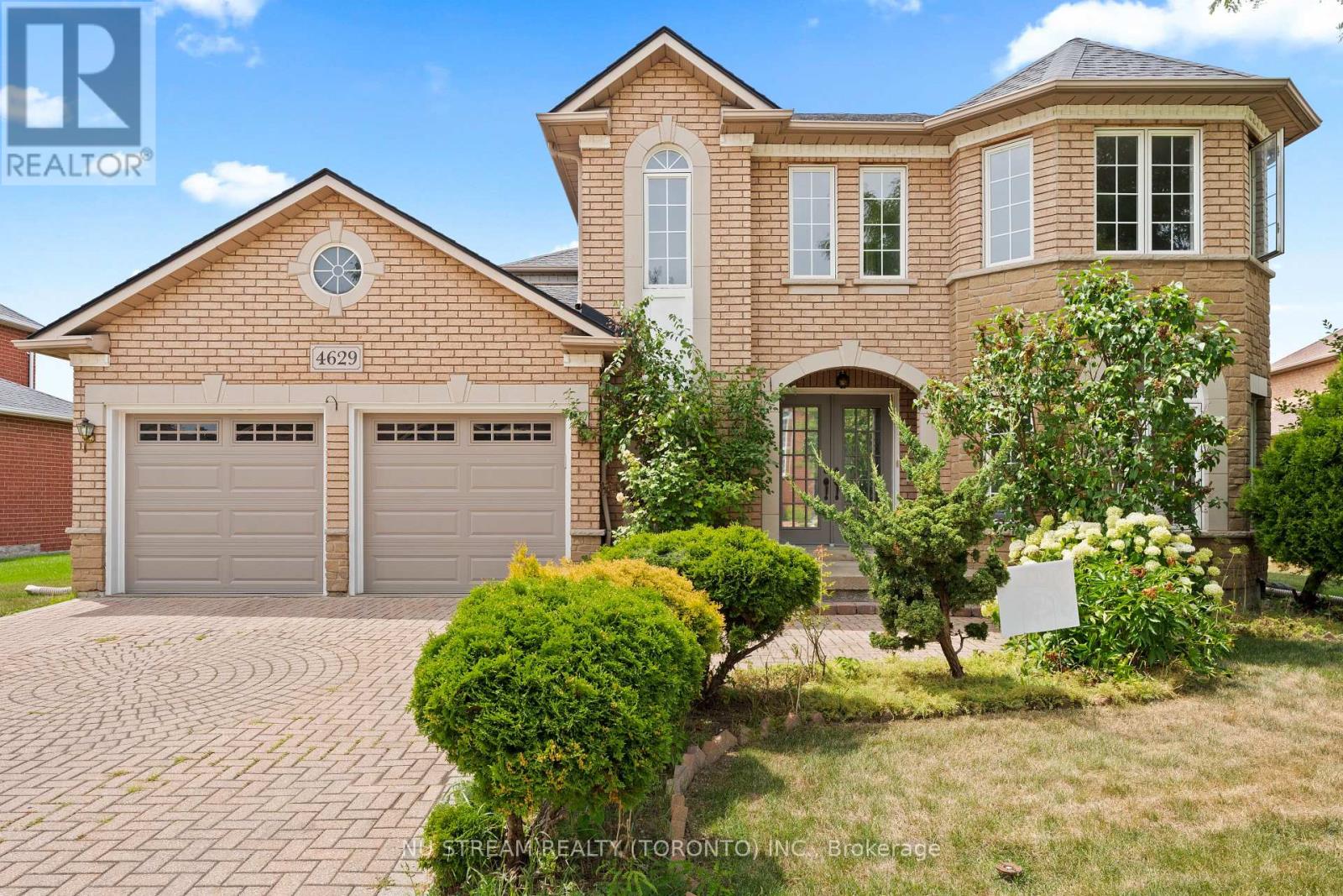 Property at 4629 TOURNAMENT COURT image 3