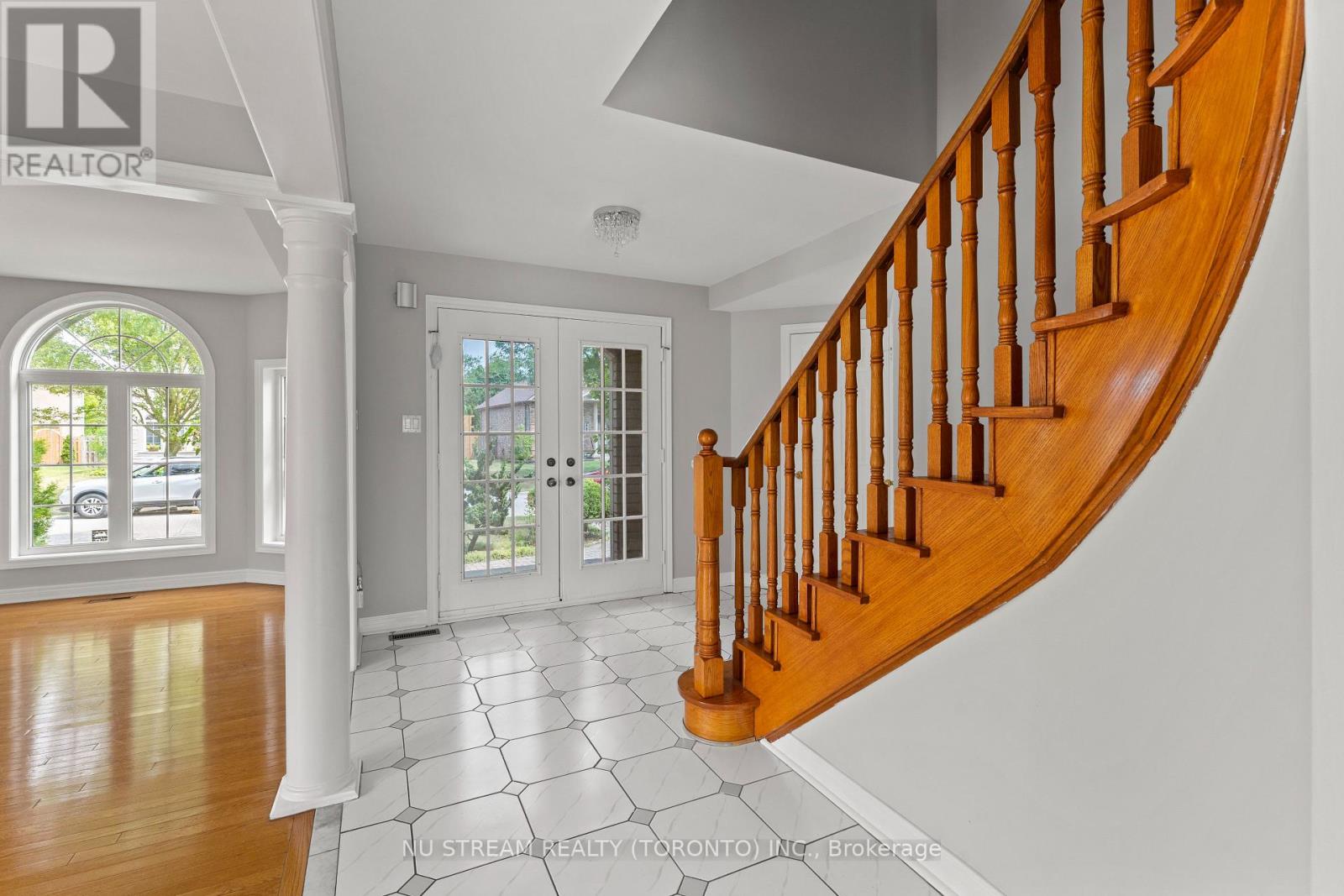 Property at 4629 TOURNAMENT COURT image 5