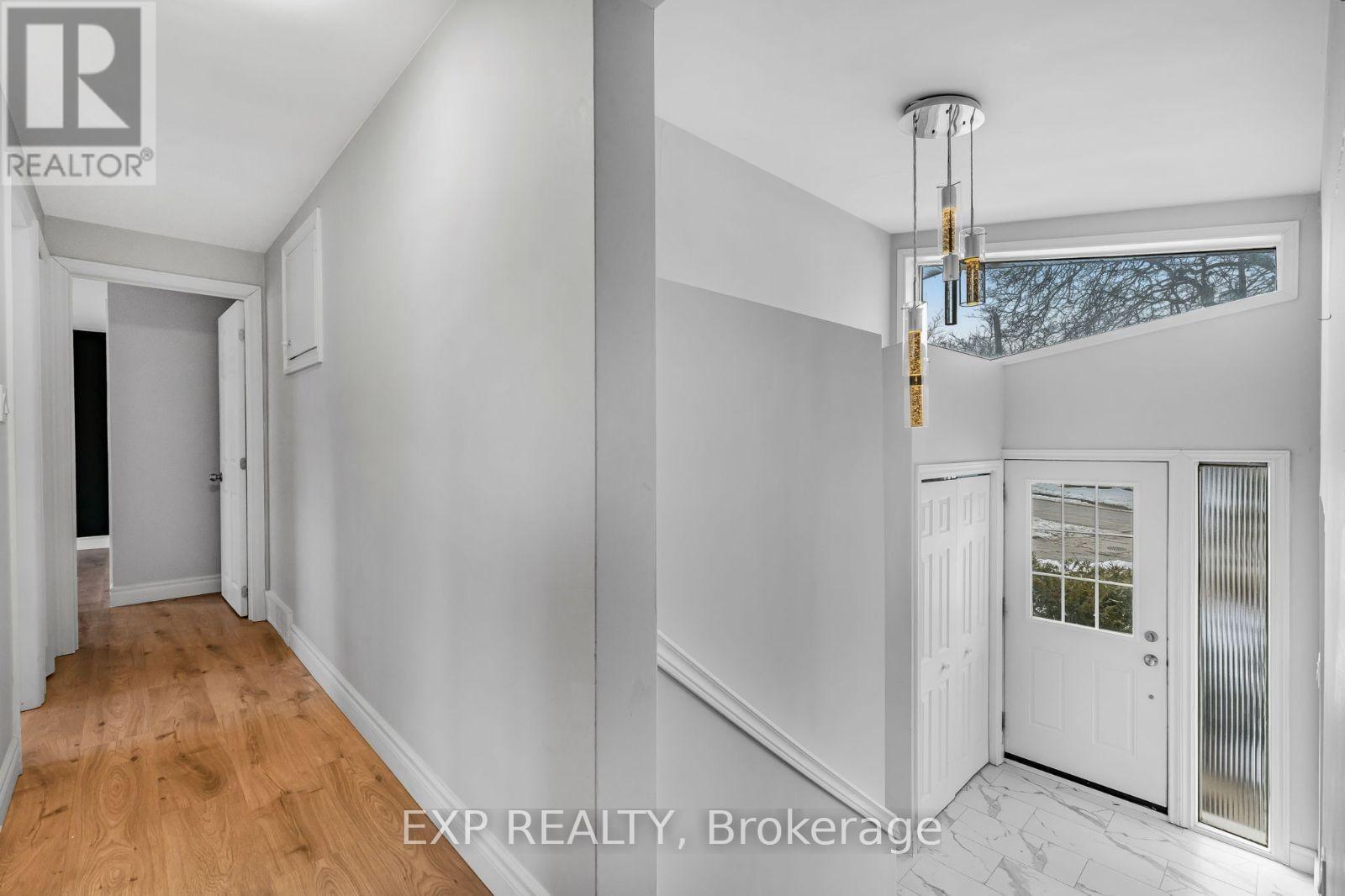 97 Village Road, St. Catharines, Ontario  L2T 3C2 - Photo 11 - X12131217