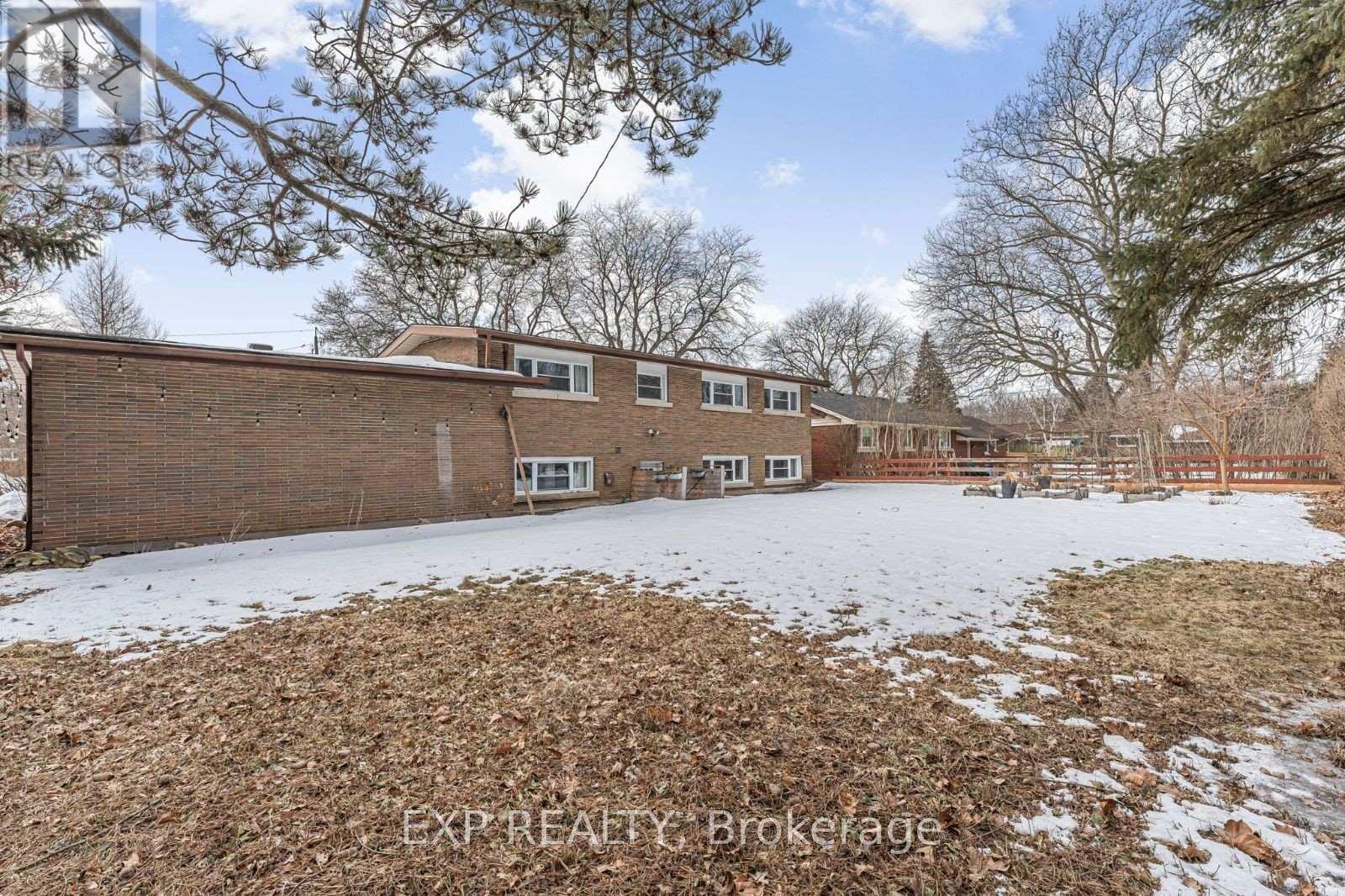 97 Village Road, St. Catharines, Ontario  L2T 3C2 - Photo 27 - X12131217