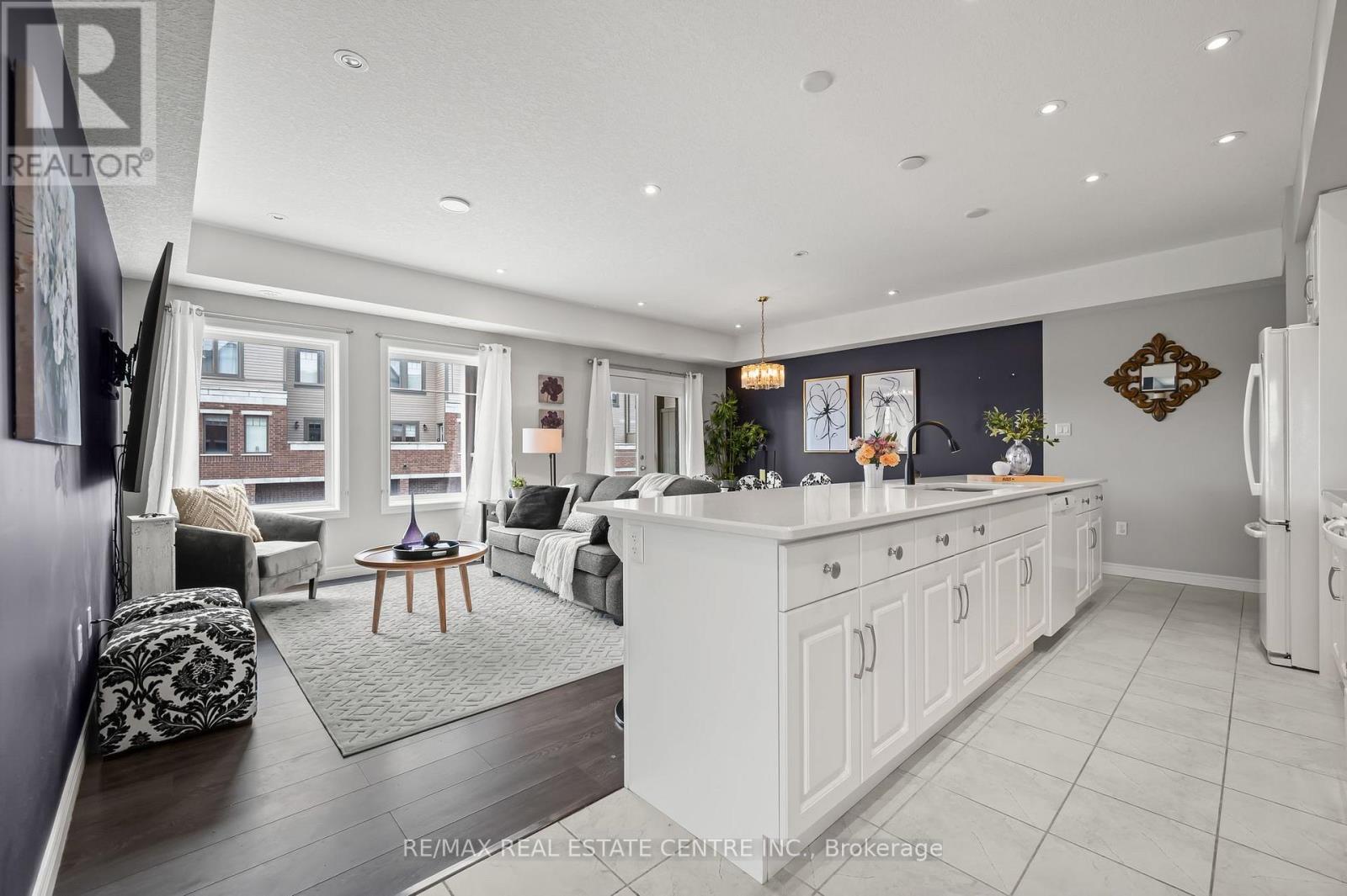 A2 - 70 Willowrun Drive, Kitchener, Ontario  N2A 0J3 - Photo 17 - X12131220