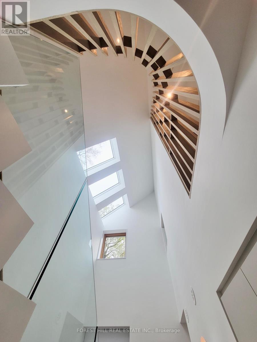 Garden Suite - 839 Gladstone Avenue, Toronto, Ontario  M6H 3J7 - Photo 12 - W12112672
