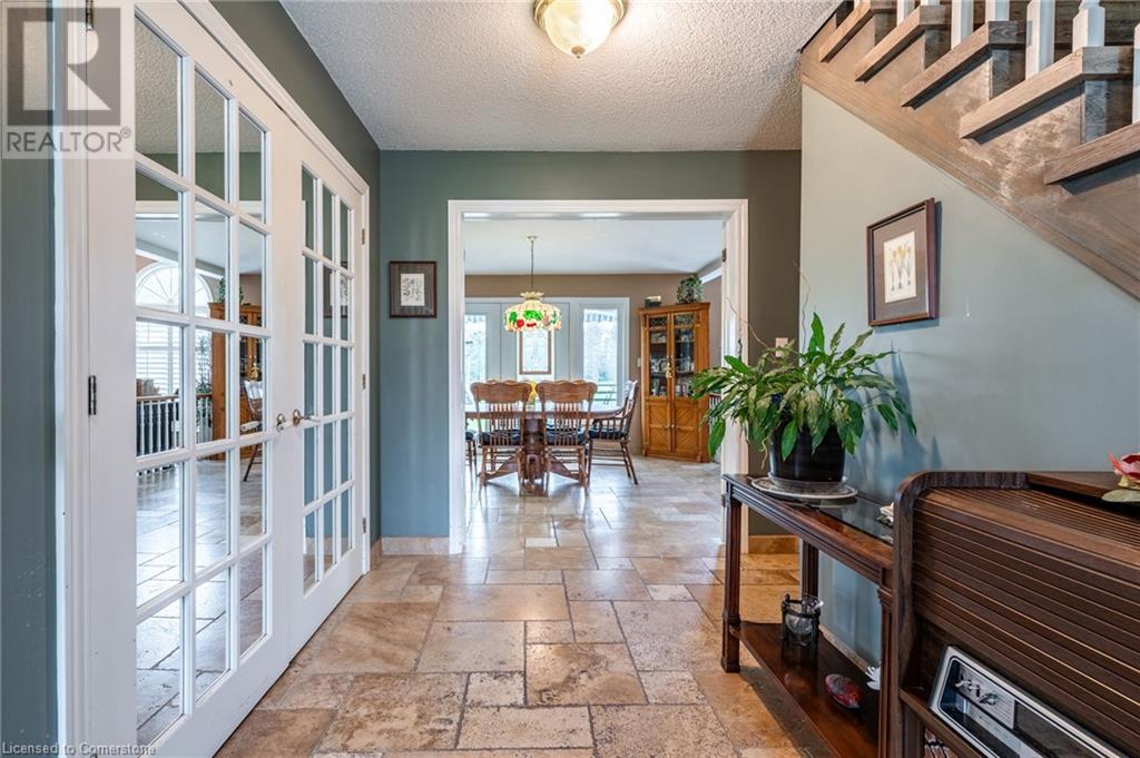 248 Hysert Road, Grimsby, Ontario  L3M 4E7 - Photo 7 - 40717747