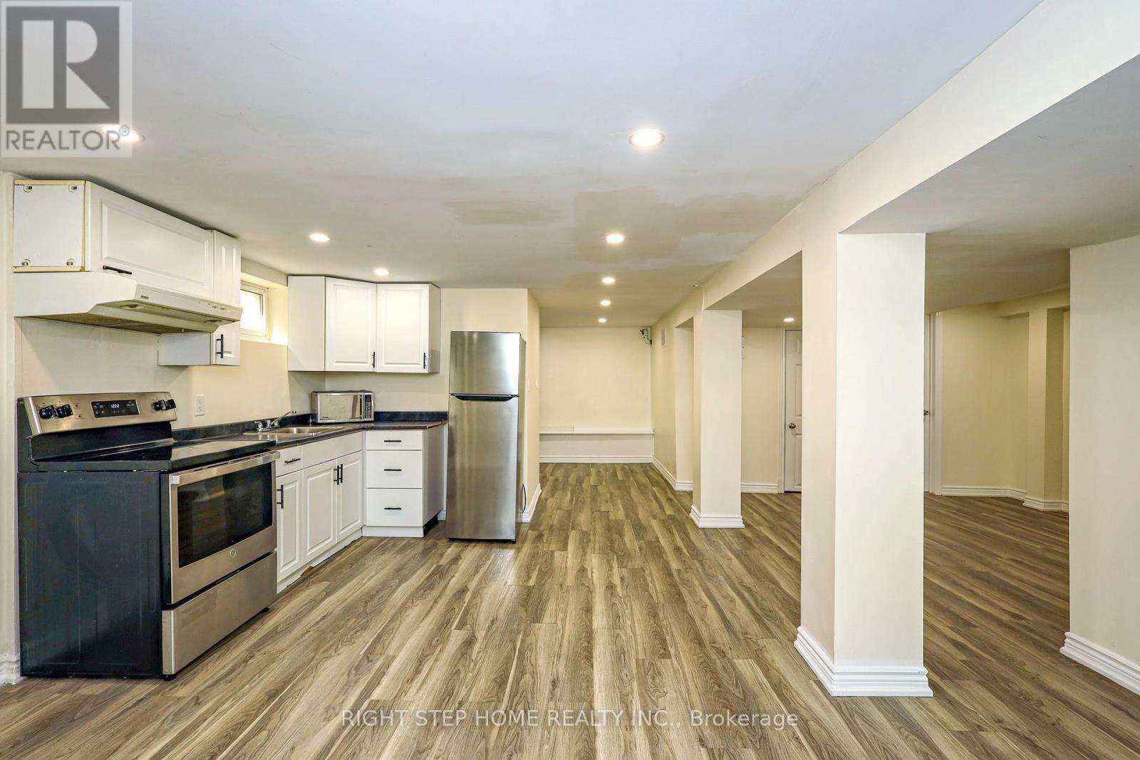 137 Benleigh Drive, Toronto, Ontario  M1H 1K4 - Photo 32 - E12129825