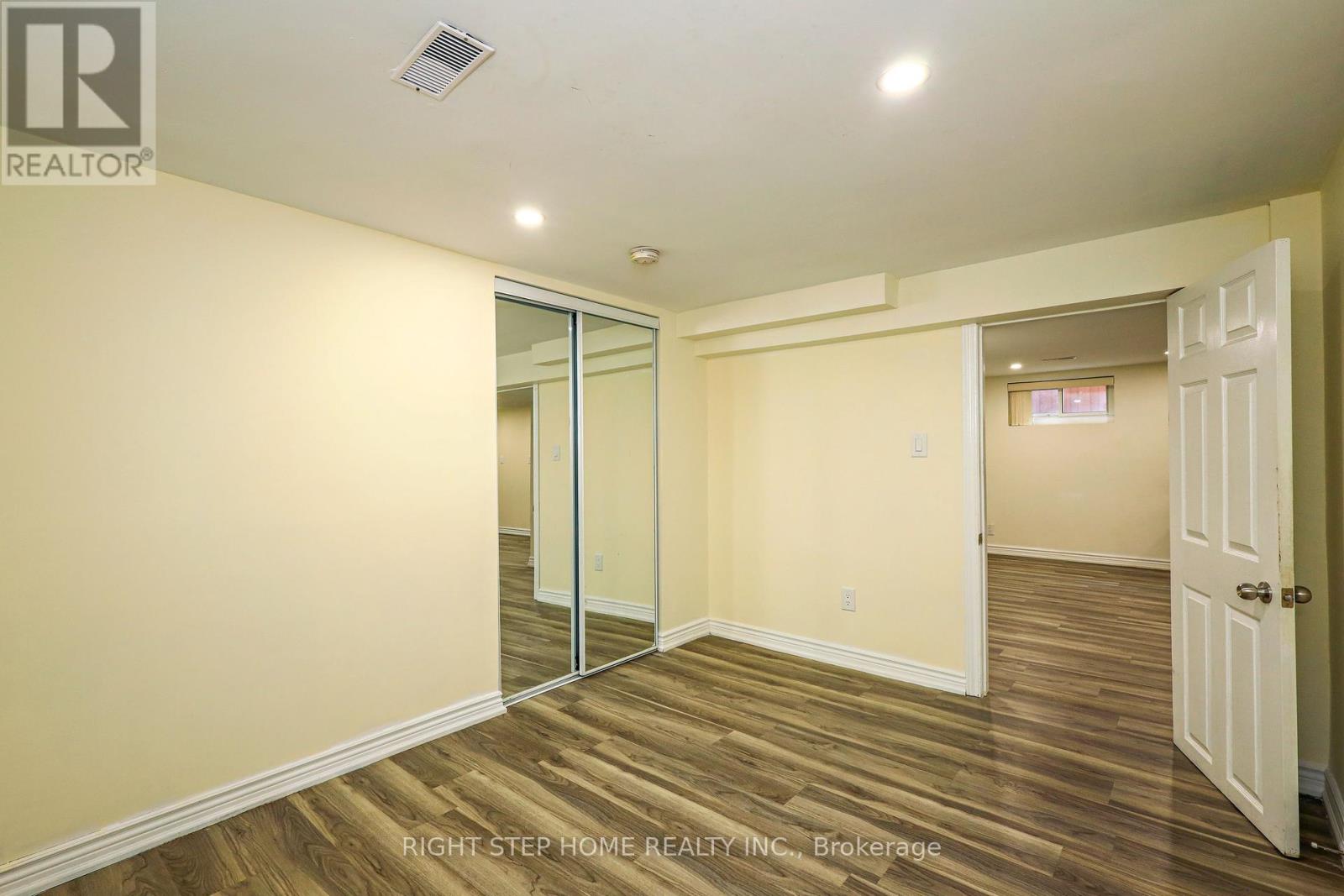 137 Benleigh Drive, Toronto, Ontario  M1H 1K4 - Photo 34 - E12129825