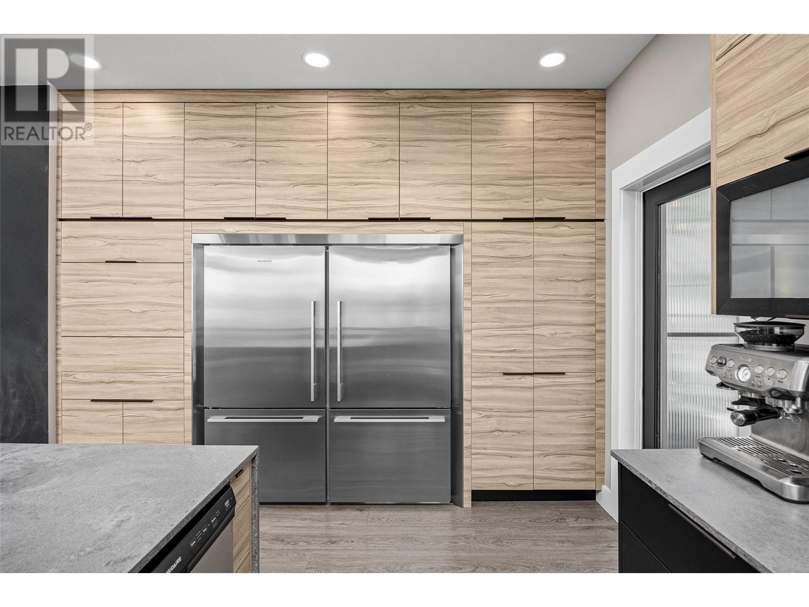 6101 Lakeshore Road, Kelowna, British Columbia  V1W 4J5 - Photo 14 - 10344387