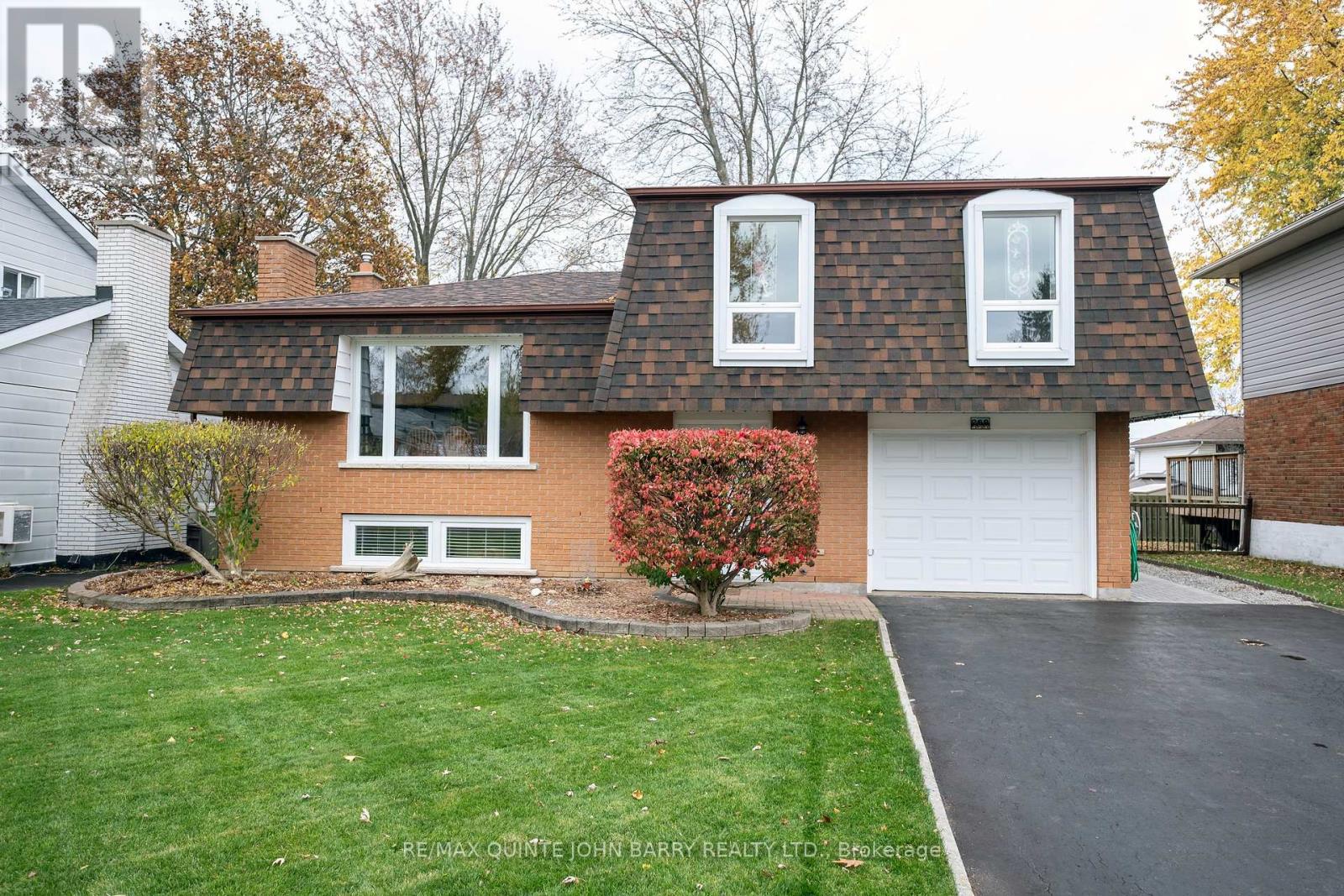 Property at 268 MCGILL STREET image 1