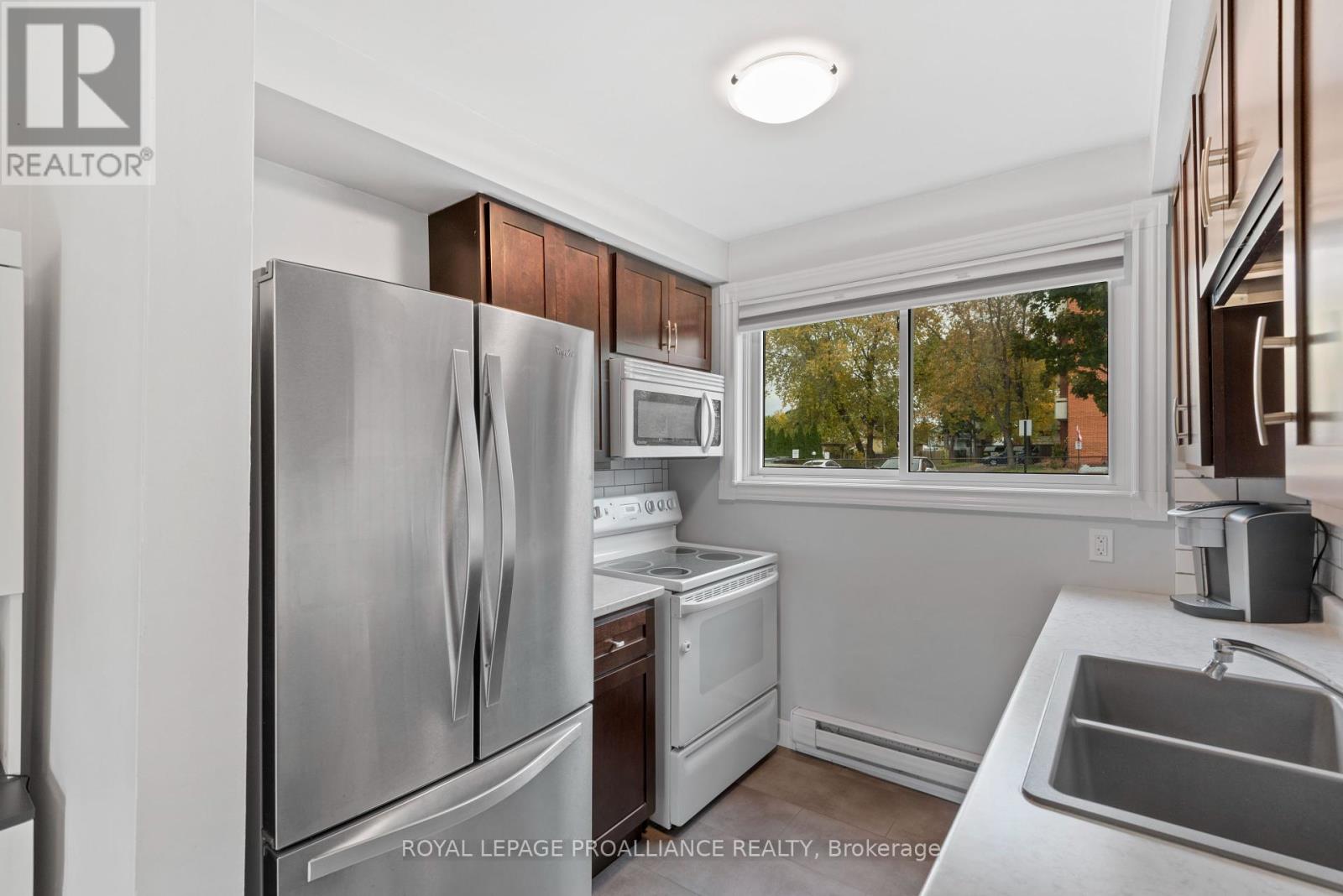 A6 - 400 Westwood Drive, Cobourg, Ontario  K9A 2B6 - Photo 13 - X12131334
