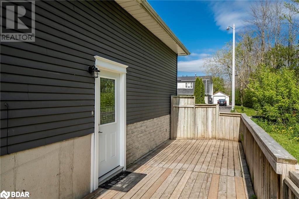 Property at 572 SPRUCE Street image 3
