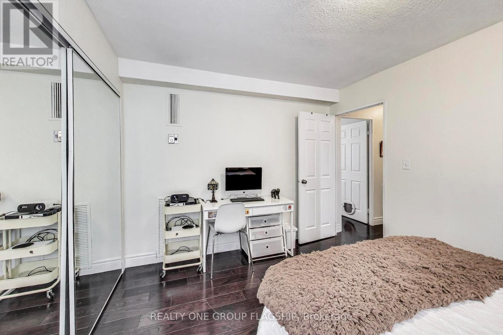 1009 - 10 Edgecliff Golfway, Toronto, Ontario  M3C 3A3 - Photo 22 - C12117623