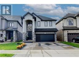362 MOORLANDS Crescent, Kitchener, Ontario