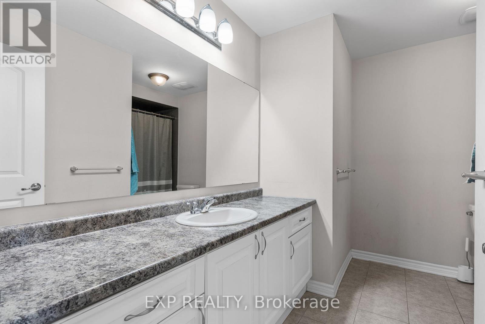 206 Ponderosa Street, Ottawa, Ontario  K2V 0J6 - Photo 21 - X12131407