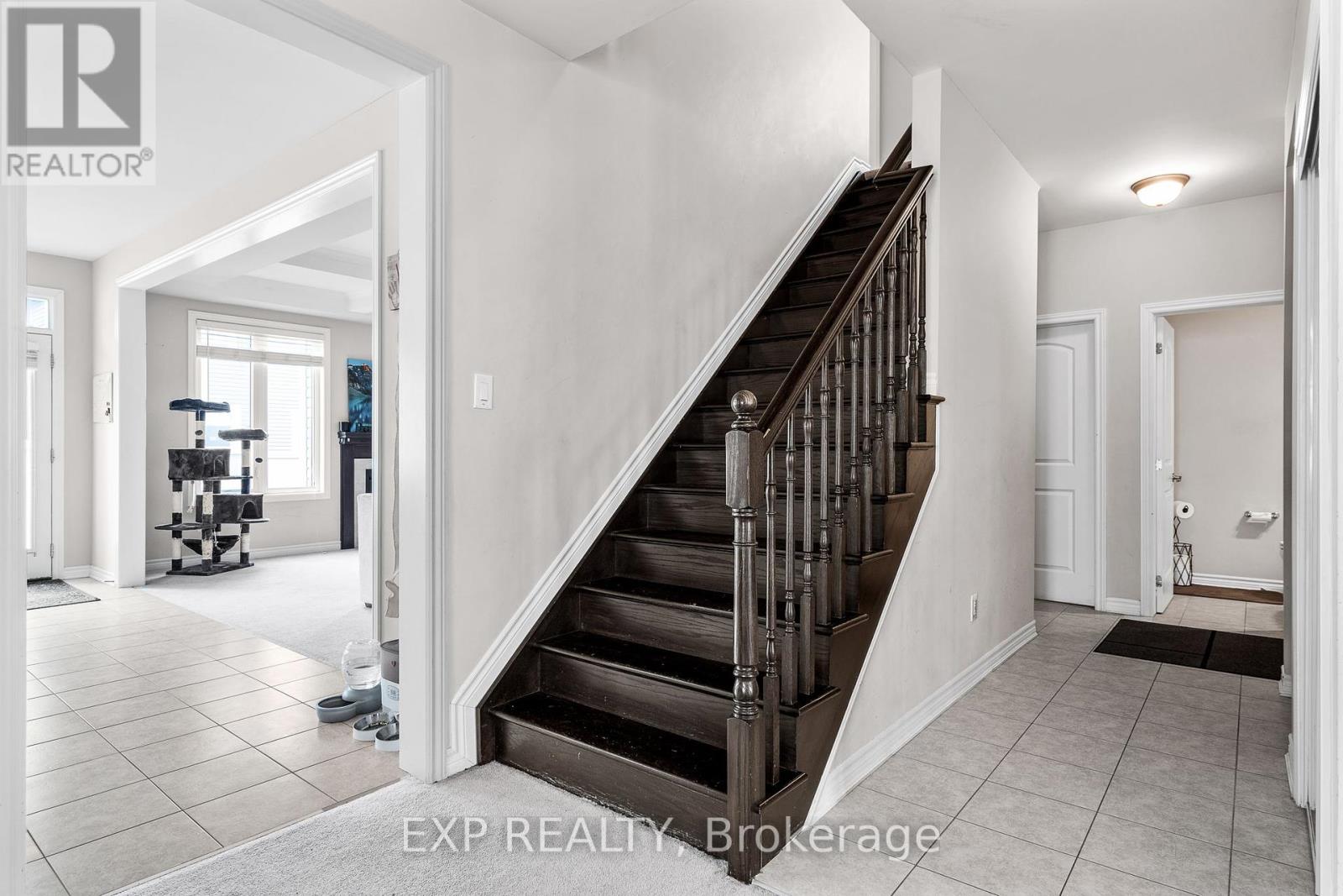 Property at 206 PONDEROSA STREET image 5