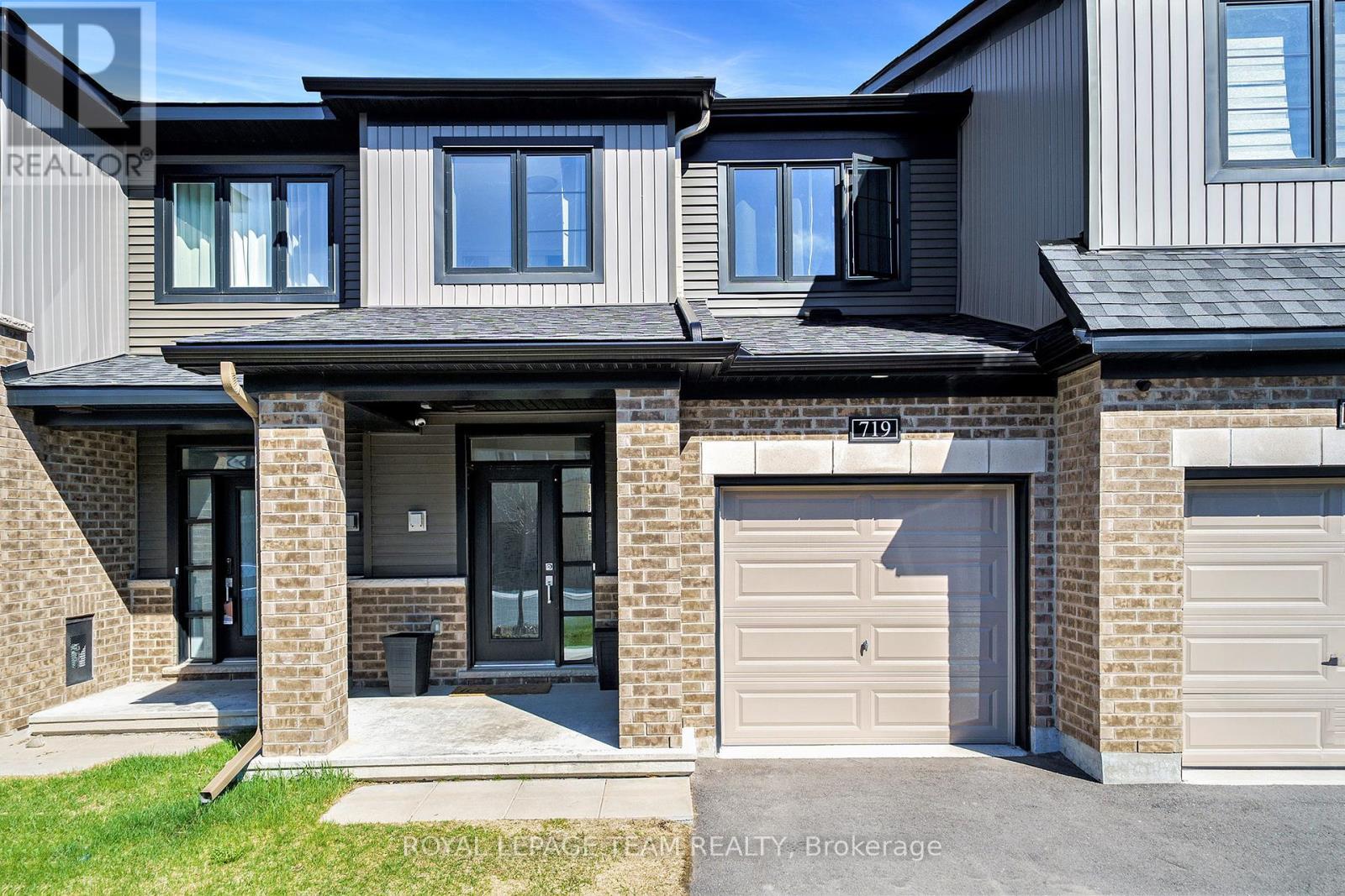 719 Doneraile Walk, Ottawa, Ontario  K2J 7B9 - Photo 1 - X12131507