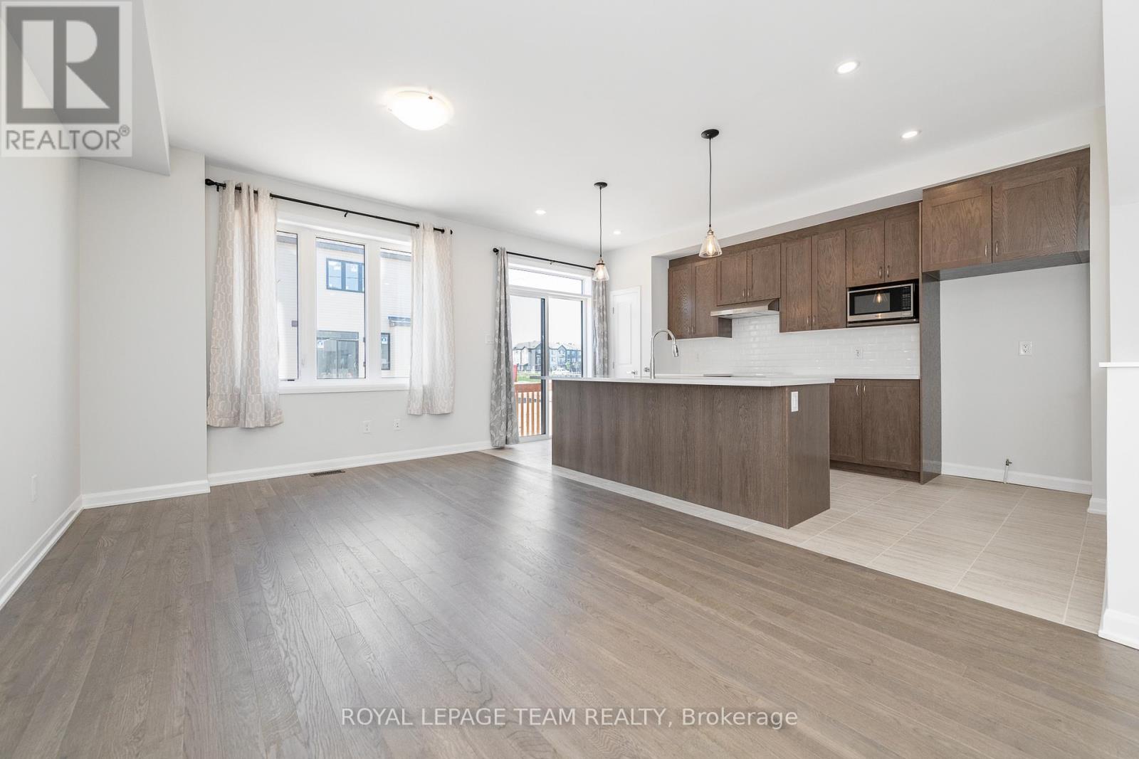 719 Doneraile Walk, Ottawa, Ontario  K2J 7B9 - Photo 10 - X12131507
