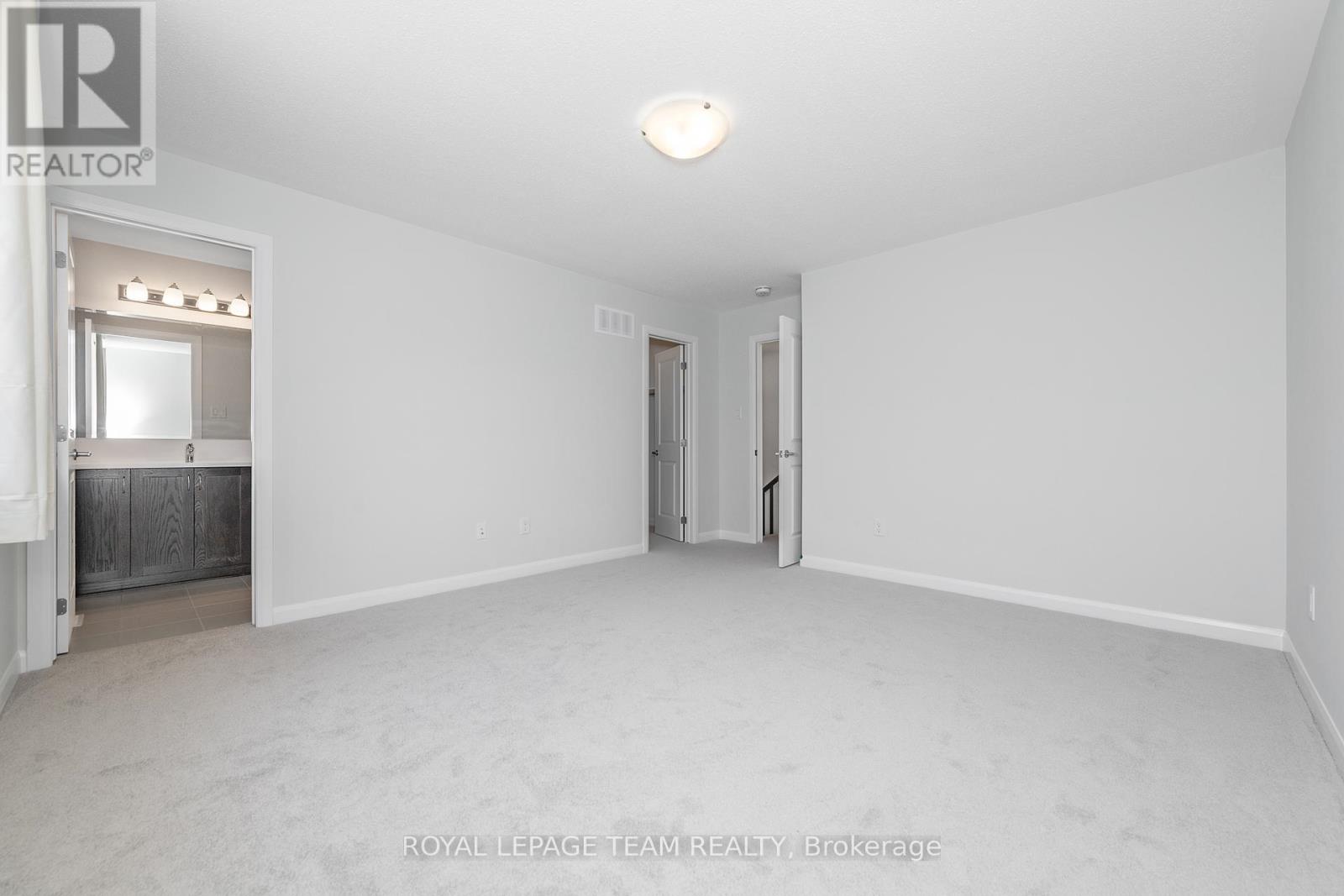 719 Doneraile Walk, Ottawa, Ontario  K2J 7B9 - Photo 17 - X12131507