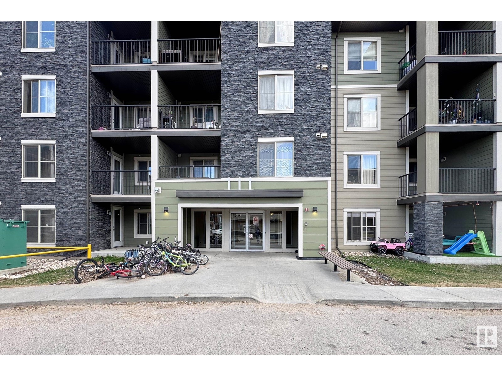 #216 111 WATT CM SW, edmonton, Alberta