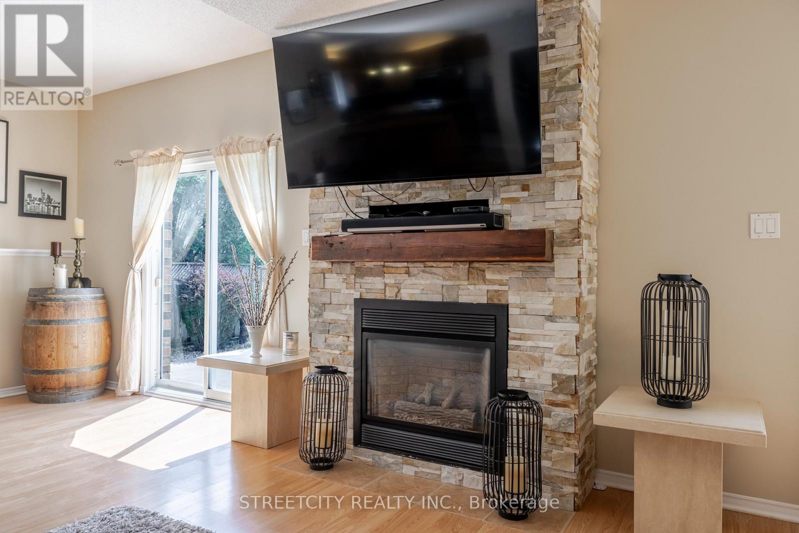 226 Andrea Crescent, Central Elgin, Ontario  N0L 1B0 - Photo 20 - X12131421